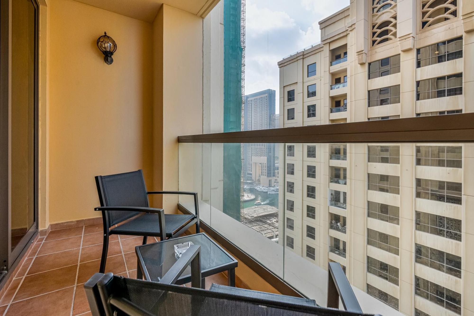 Apartment Savis Oceanfront Serenity And Marina Views *