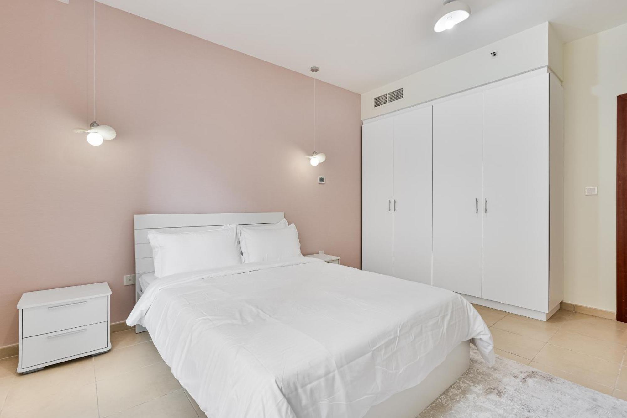 Savis Oceanfront Serenity And Marina Views Apartment *