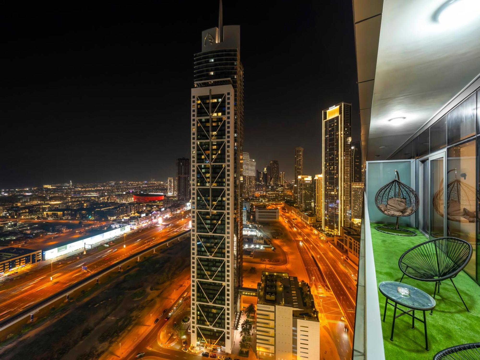Appartement 5 Star High Rise Luxury Apartment, Infinity Pool With Stunning Burj View - Brand New Dubaï