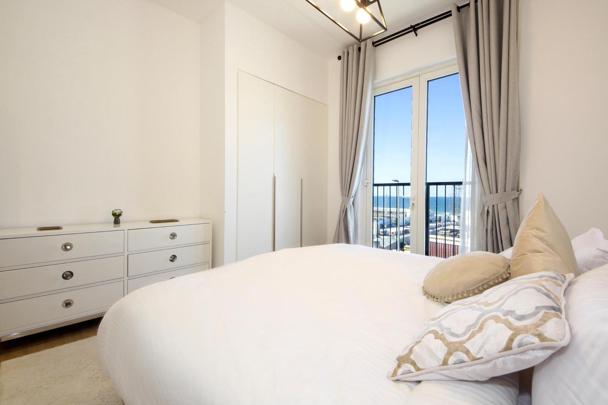 Silk Valley - Gorgeous 2b Direct Access Appartement