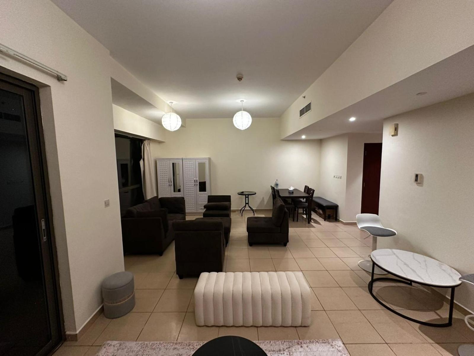 Marina Sadaf Jbr 2bhk Viwaj Luxe Homes Appartement Dubaï