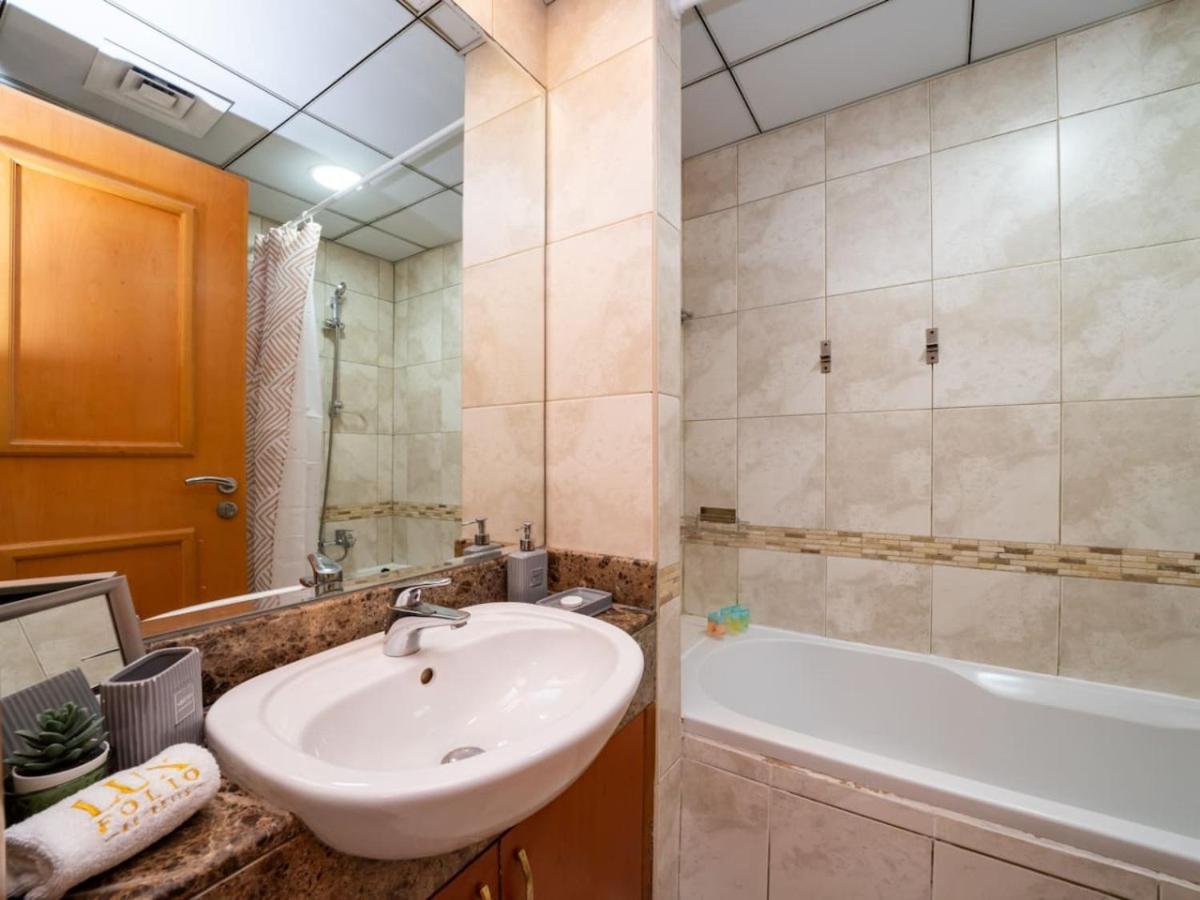 Appartement Marina 1 Bed With Direct Metro Access Dubaï