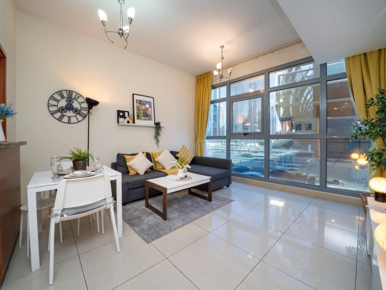 Marina 1 Bed With Direct Metro Access Appartement