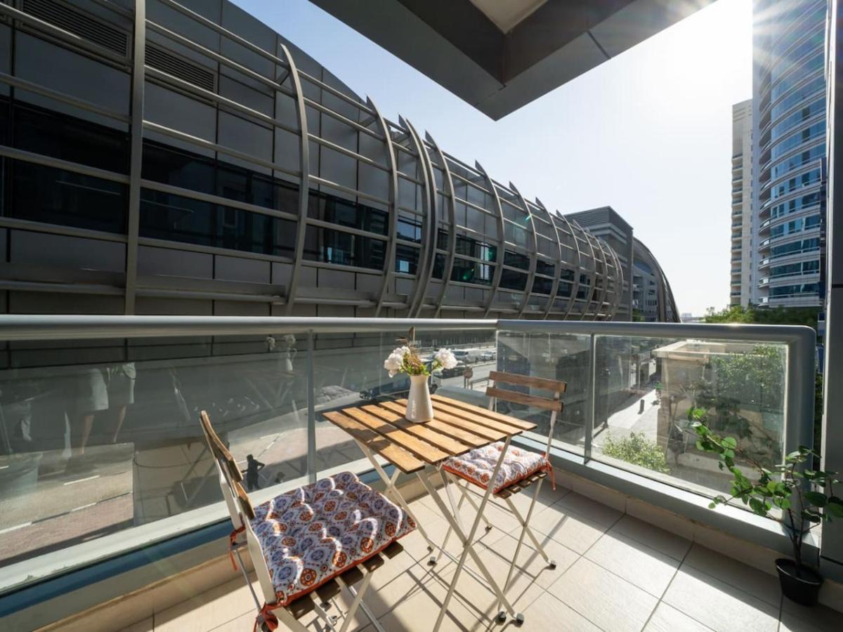 Marina 1 Bed With Direct Metro Access Appartement *