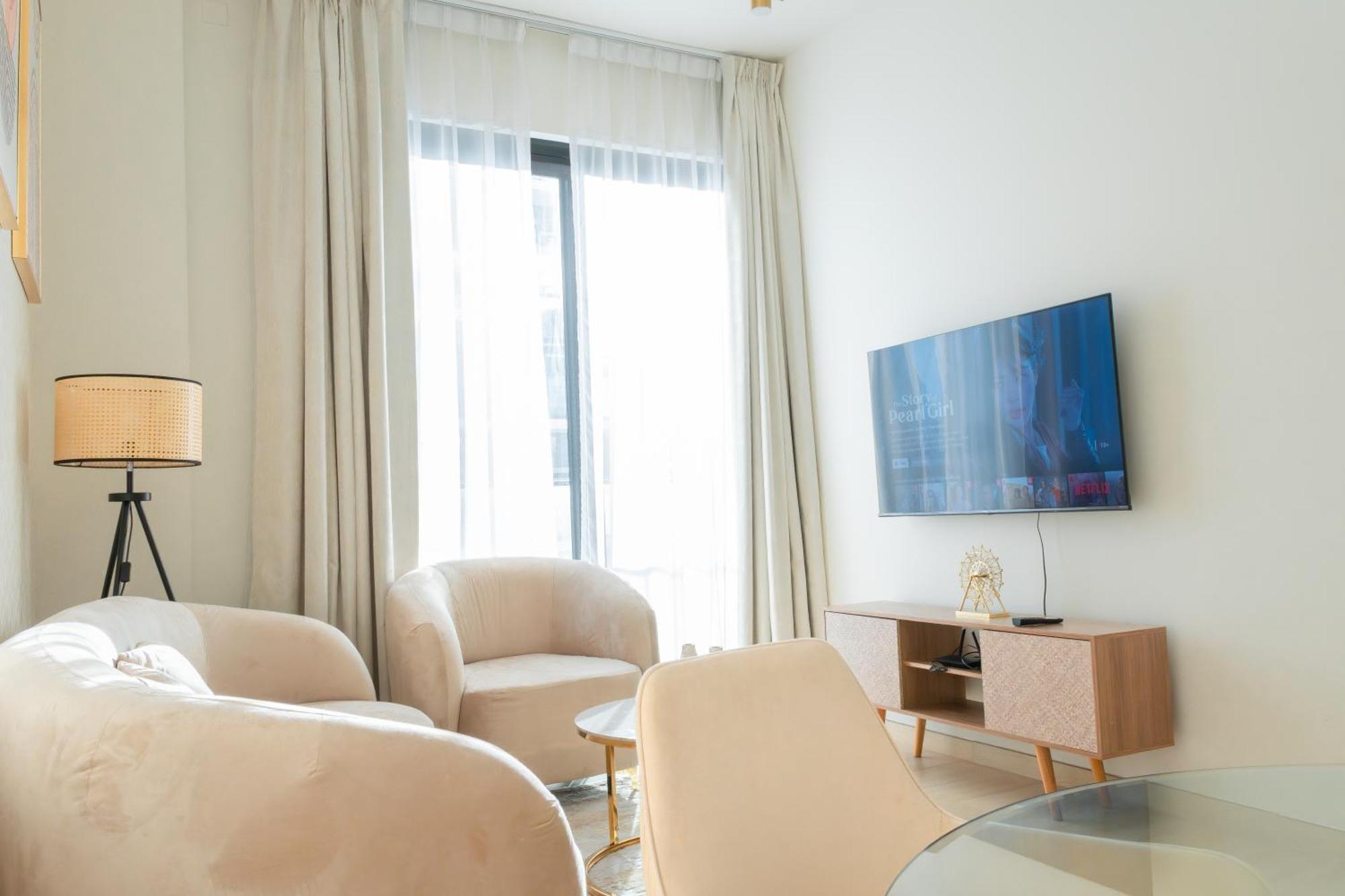Luxe 1br 15mins-beach Infinity Pool -jumeirah Village Circle, Jvc ,dubai