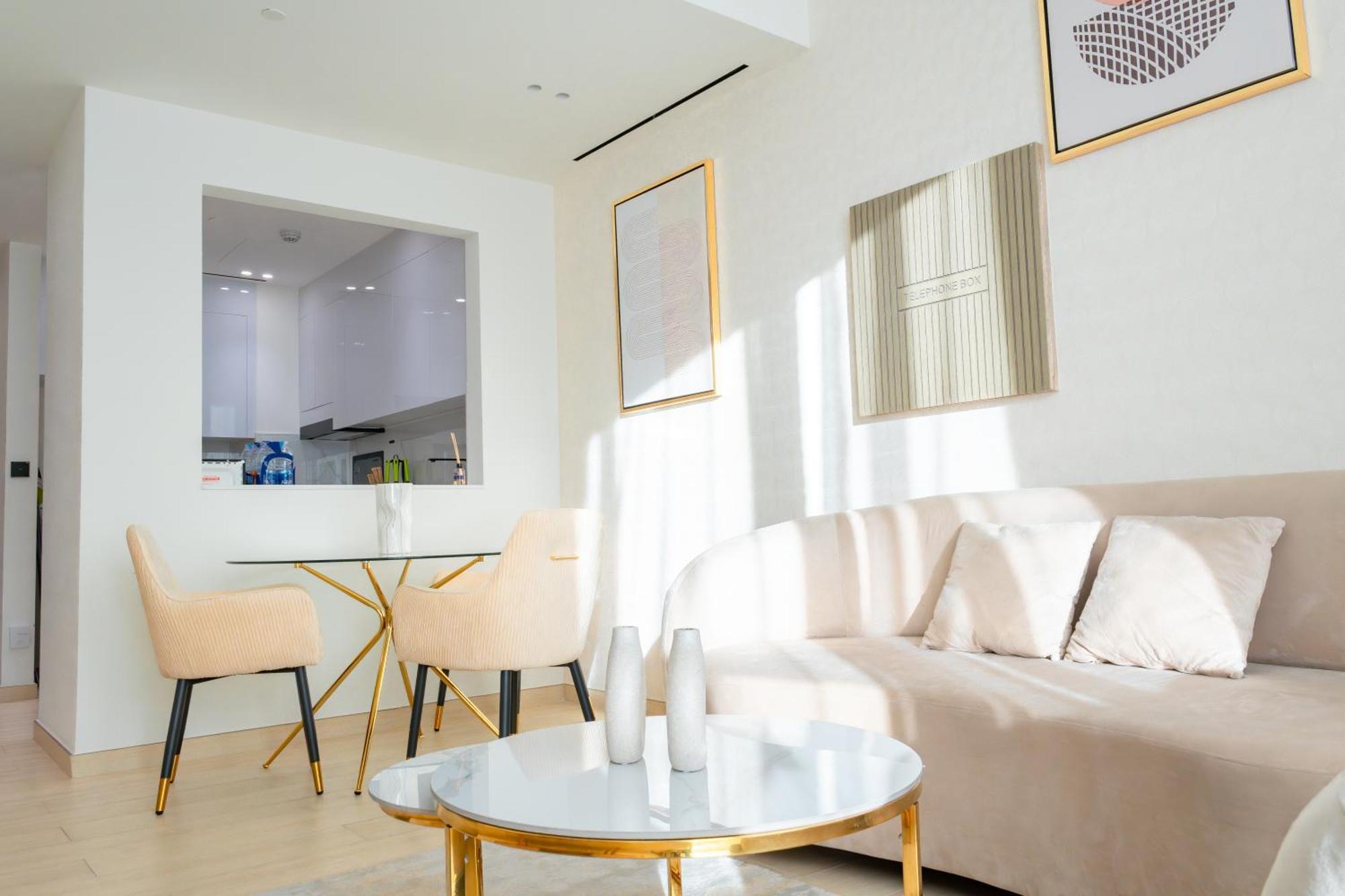 Luxe 1br 15mins-beach Infinity Pool -jumeirah Village Circle, Jvc ,dubai * Dubai