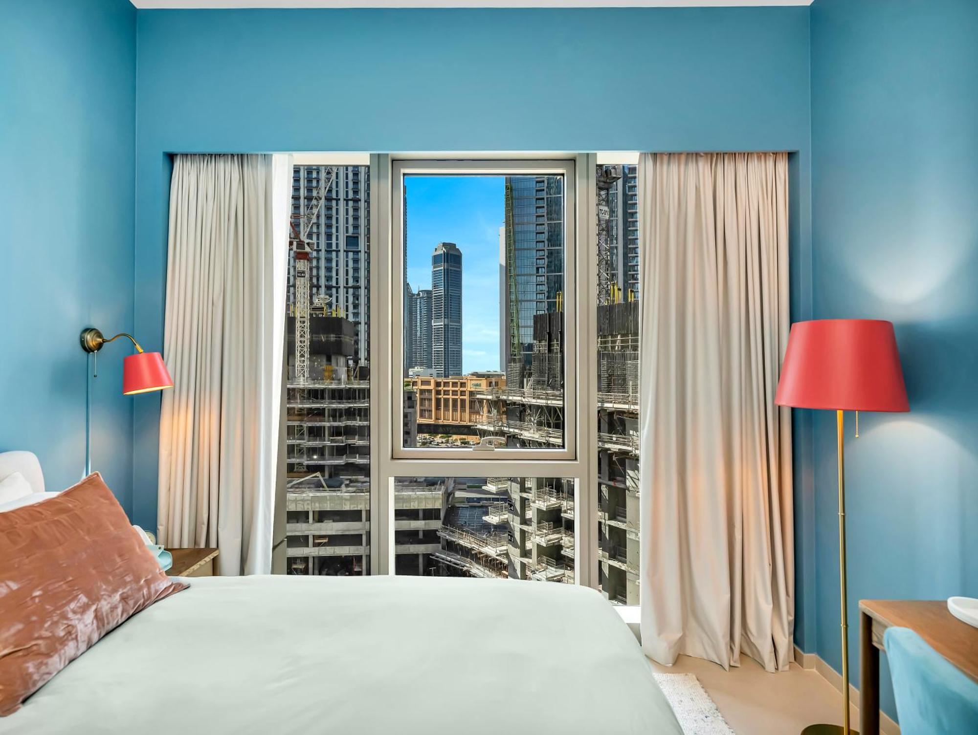 Grande Signature,1 Bdr, 4 Guests, Burj Khalifa Infinity Pool, Mall Dubai
