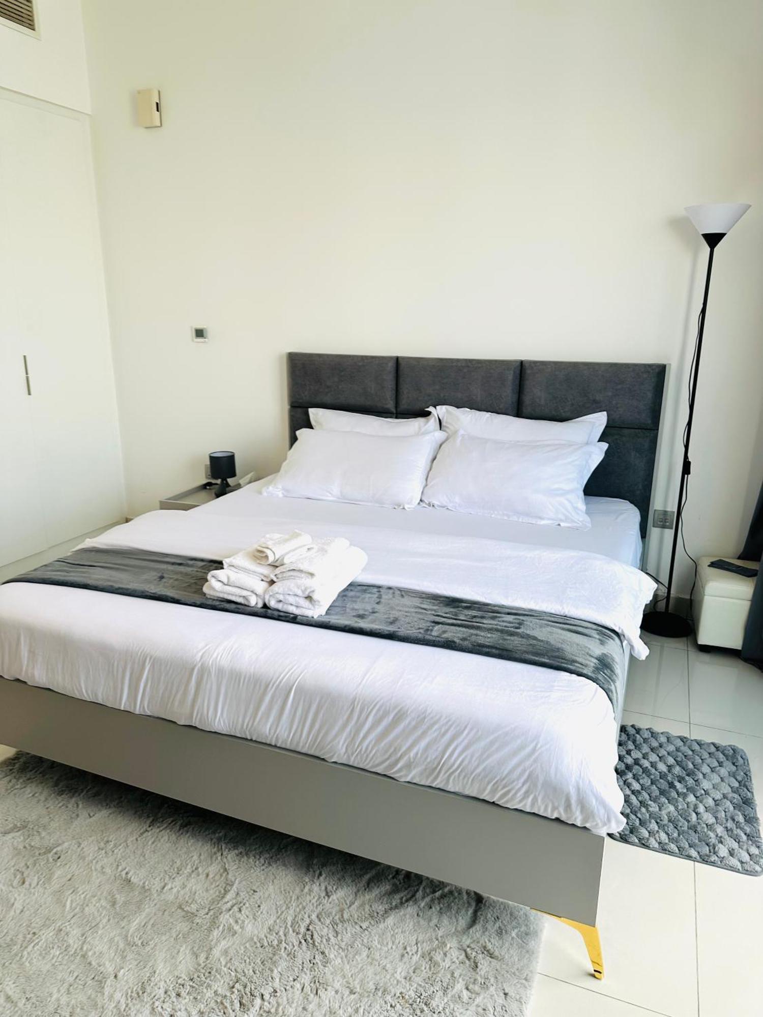 Apartemen Dezire Delight *