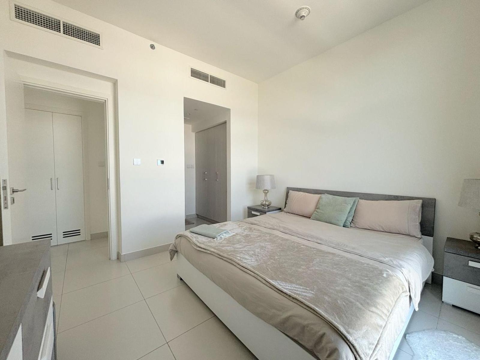 Charming 3 Bedrooms In Hills Dubaï
