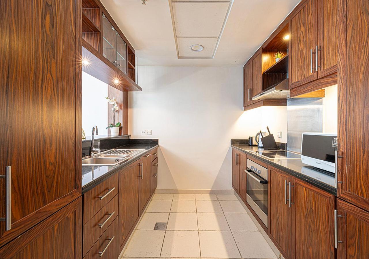 Stunning 2 Bedroom Burj Khalifa Fountain Views *
