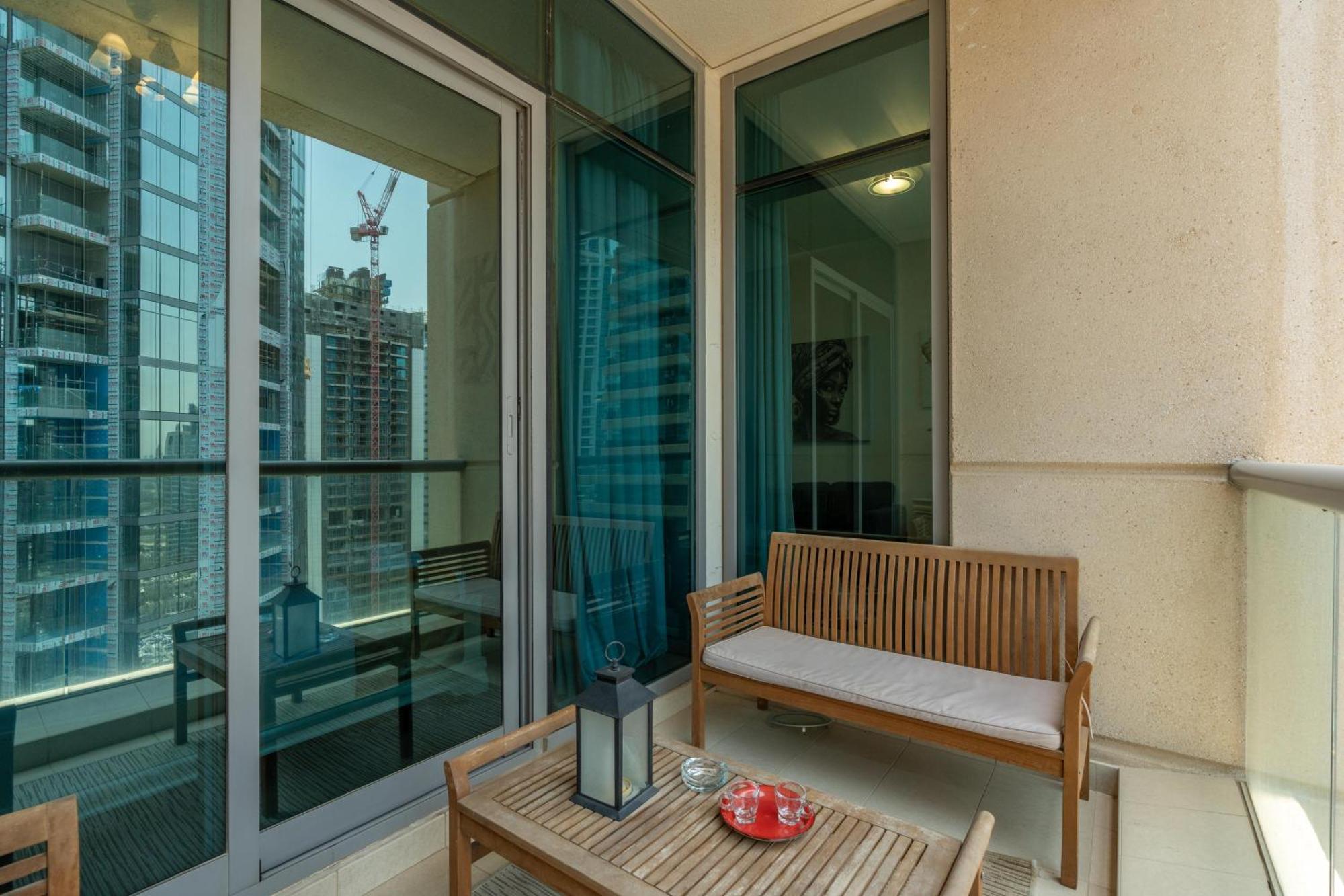 Vacay Lettings - 1 Bhk - Iris Blue Marina