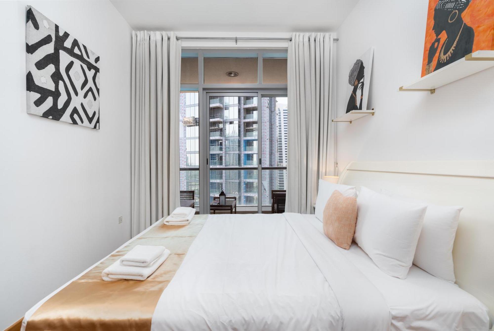 Vacay Lettings - 1 Bhk - Iris Blue Marina * Dubai