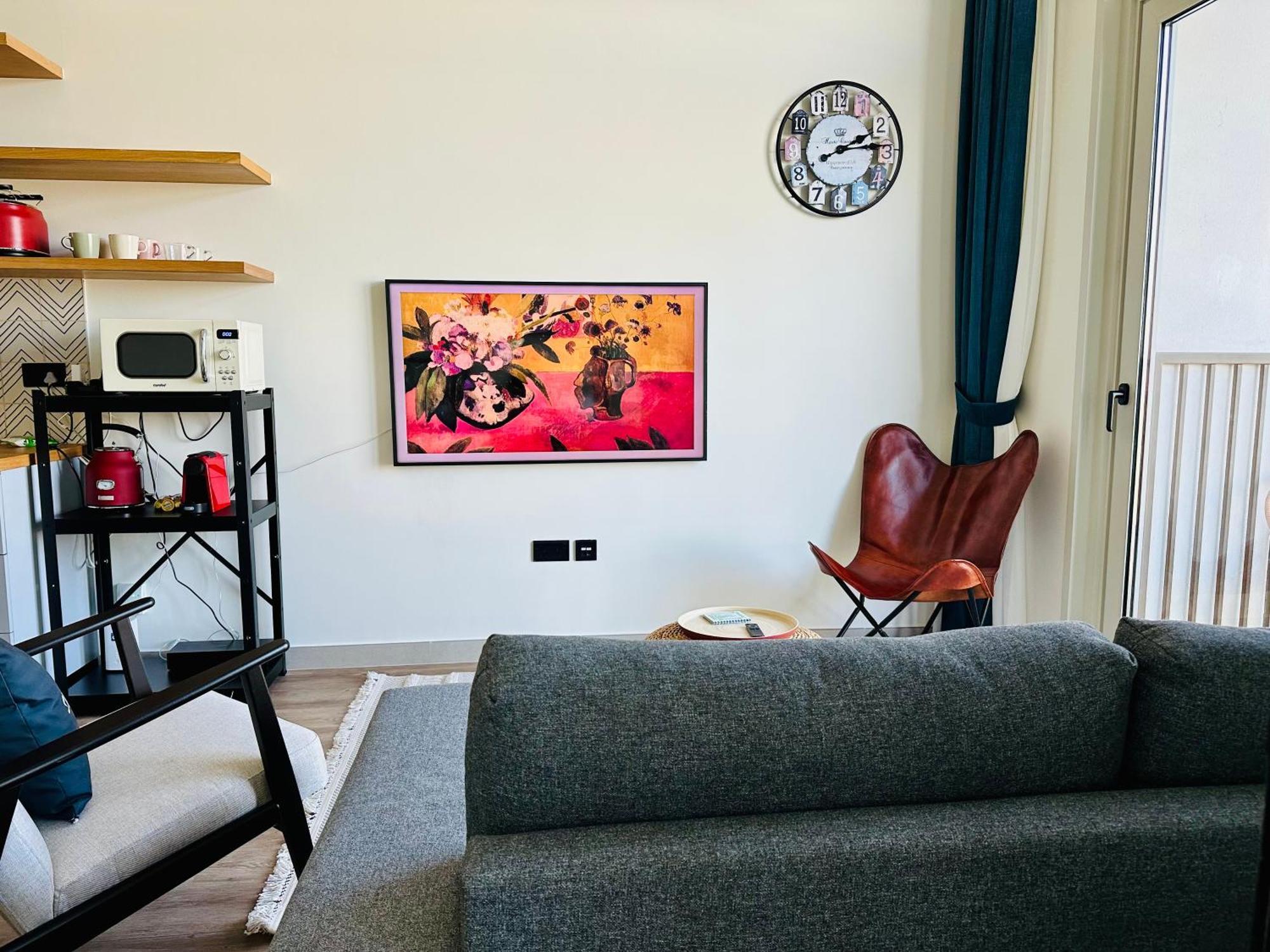 Appartement Sunny 1 Bedroom In Hills Estate *