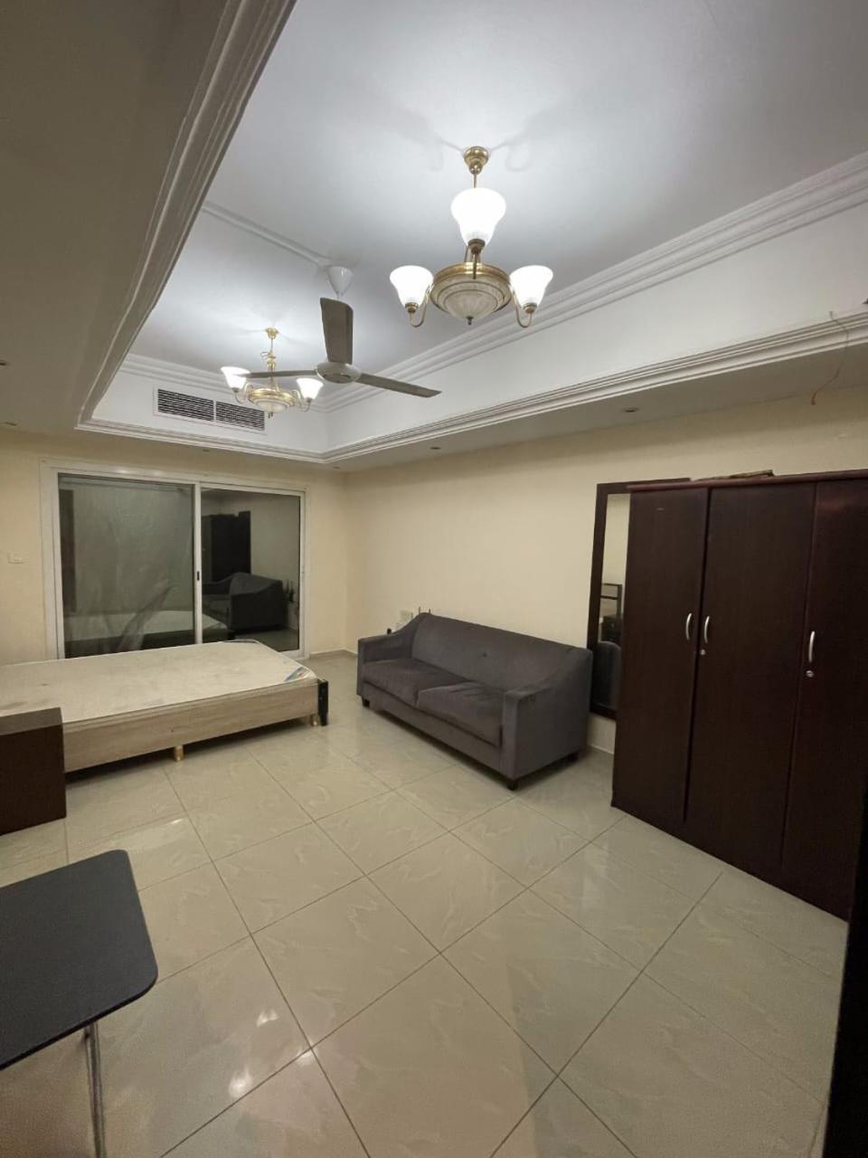 Lavish With Family Environment * Dubaï