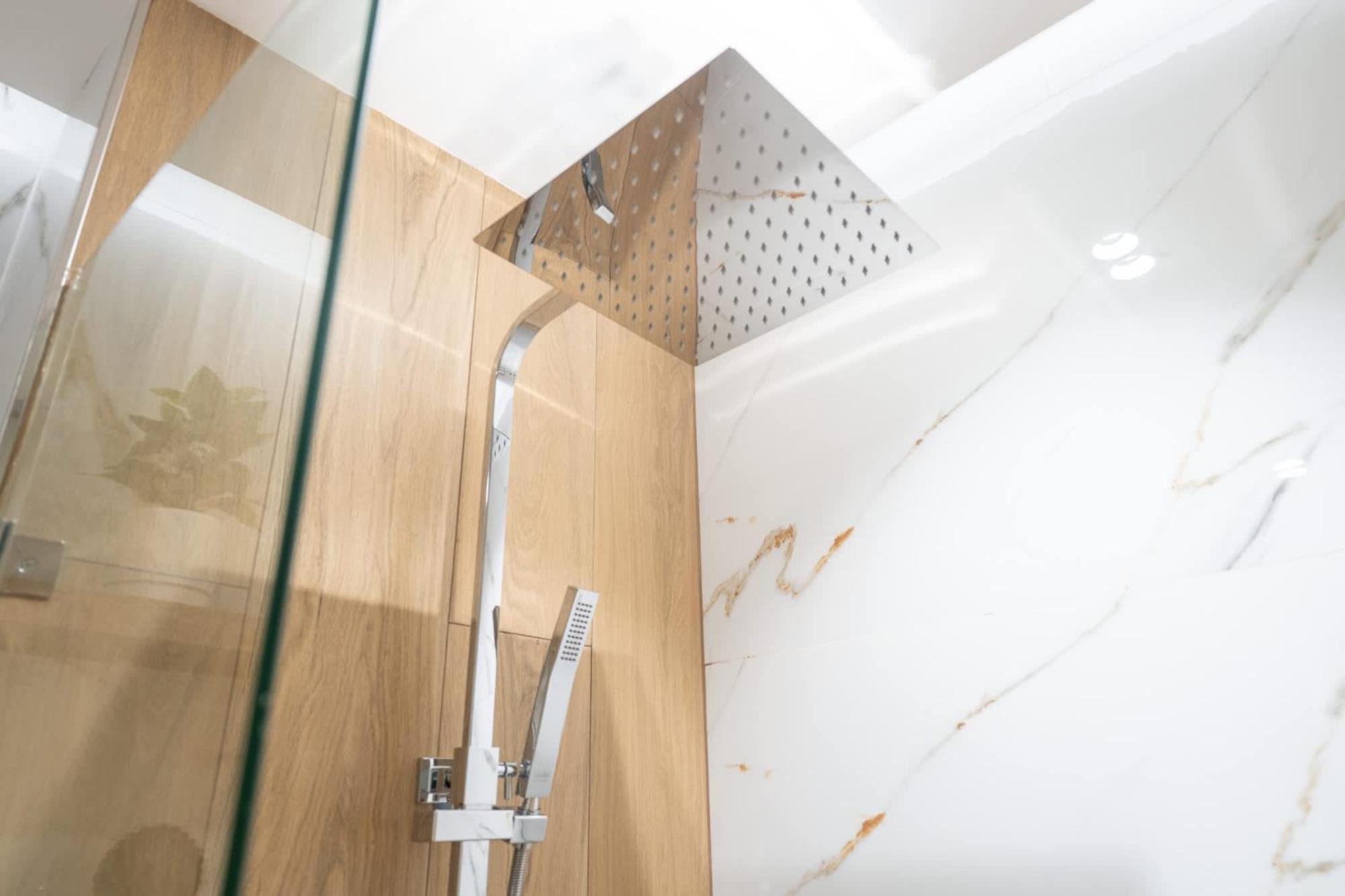Bright & Airy Perfect For 2 In Jvc * Dubaï