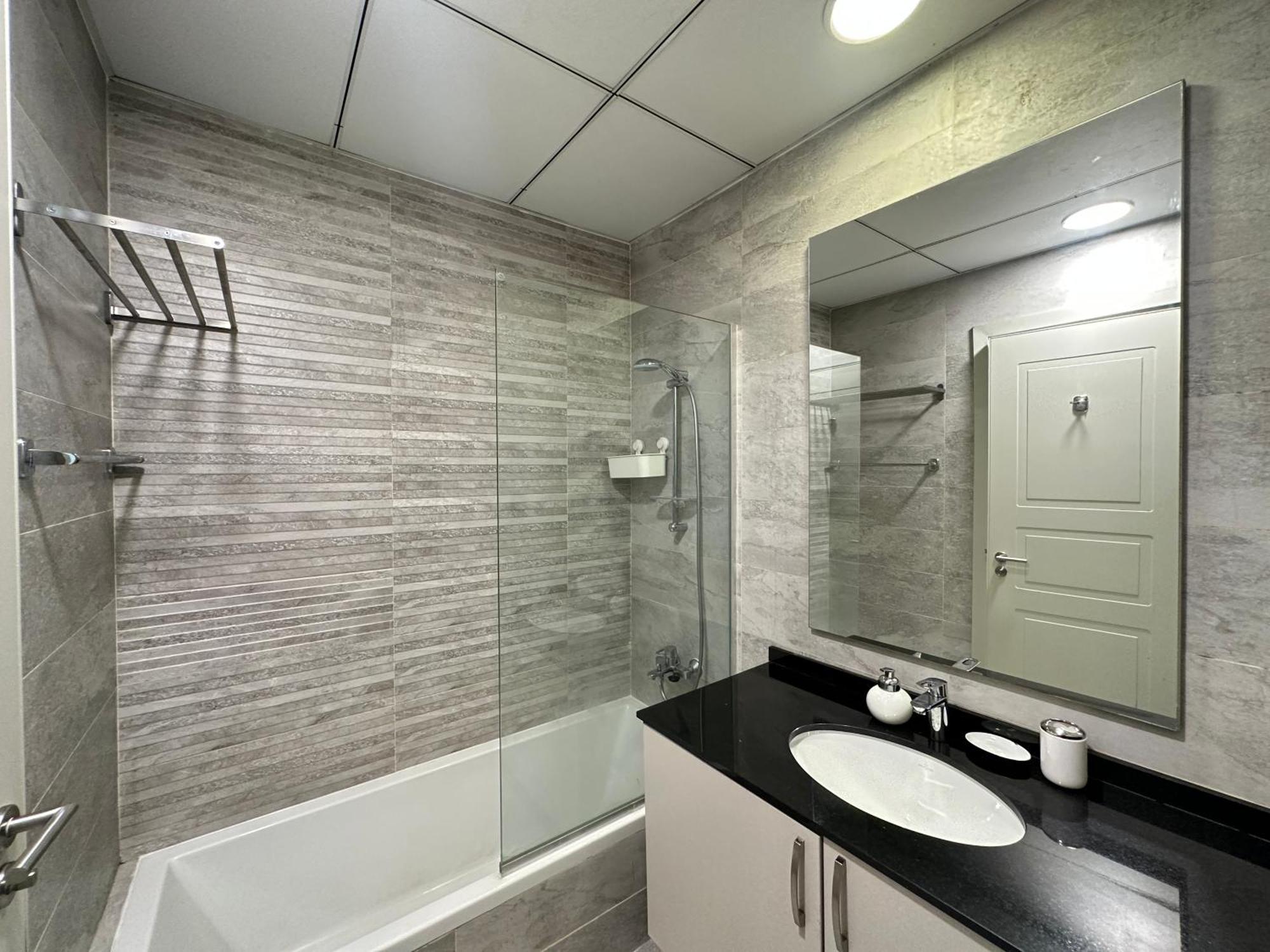Apartamento Stunning 1-bedroom In The Polo Residence, Meydan Dubai