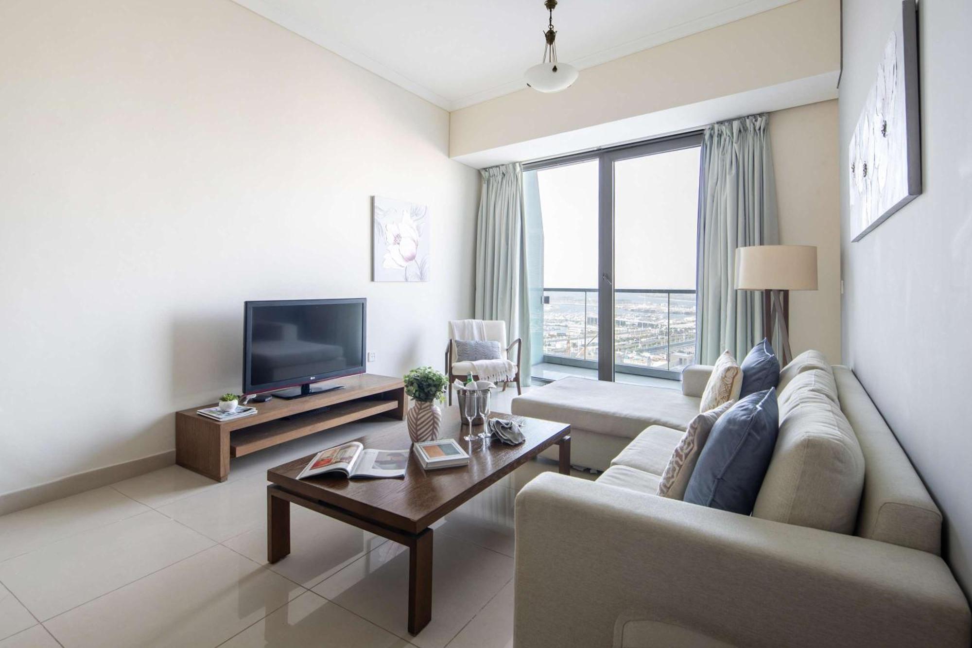 Frank Porter - Ocean Heights, Marina Dubai