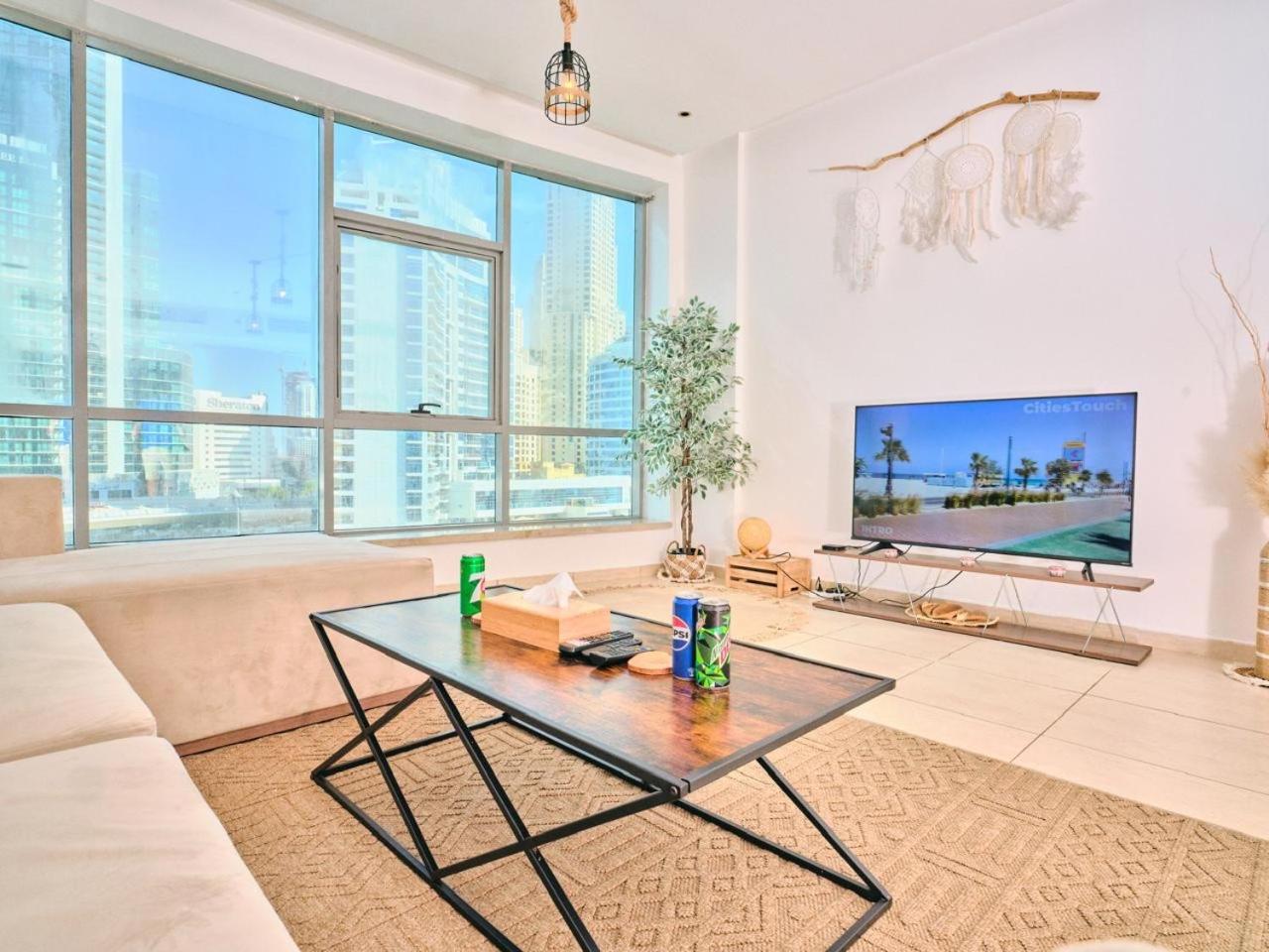 Appartamento Wonderful Two Bed With Full Marina View