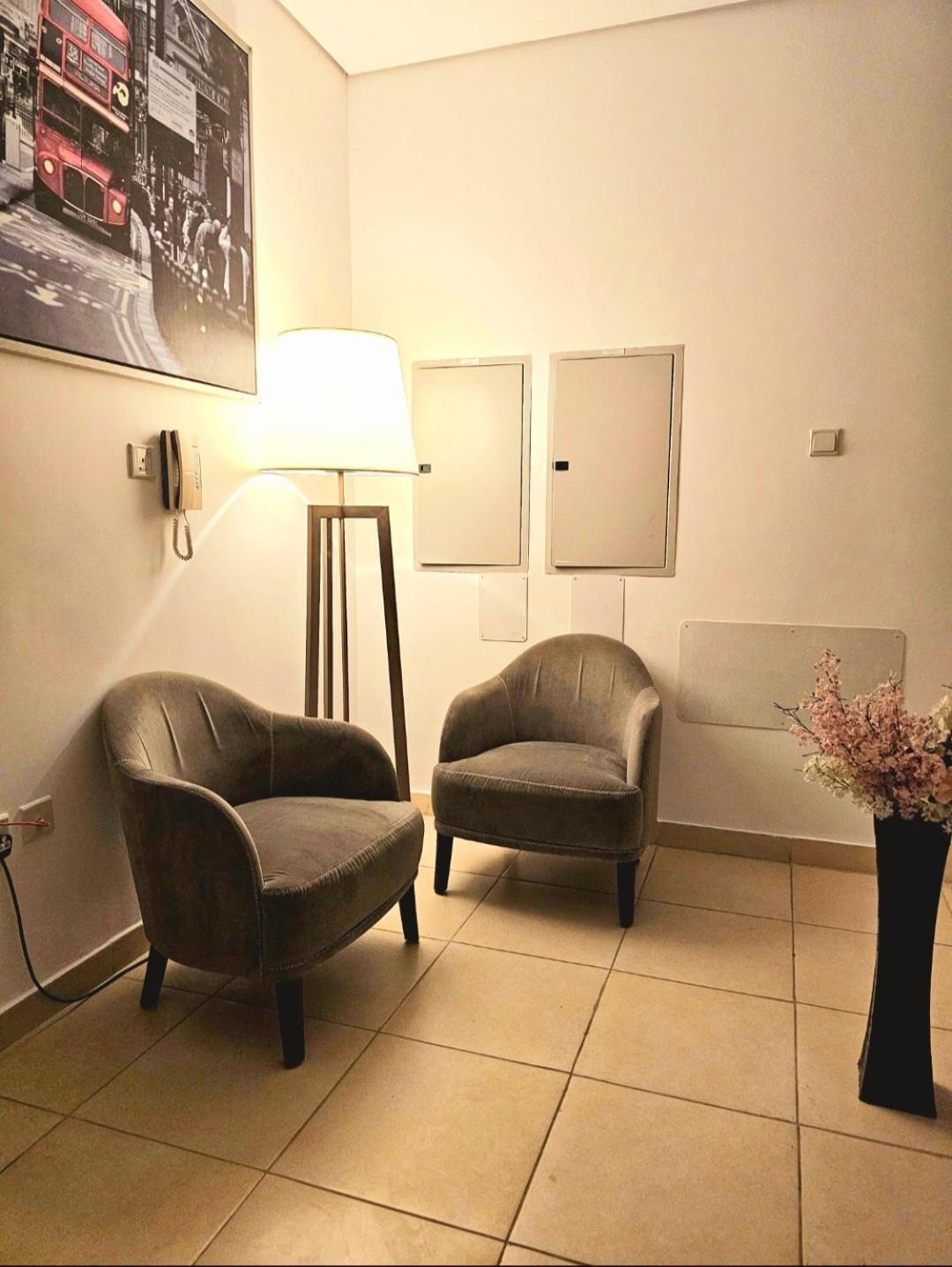 Gazde/Camere de închiriat Oima Leasing