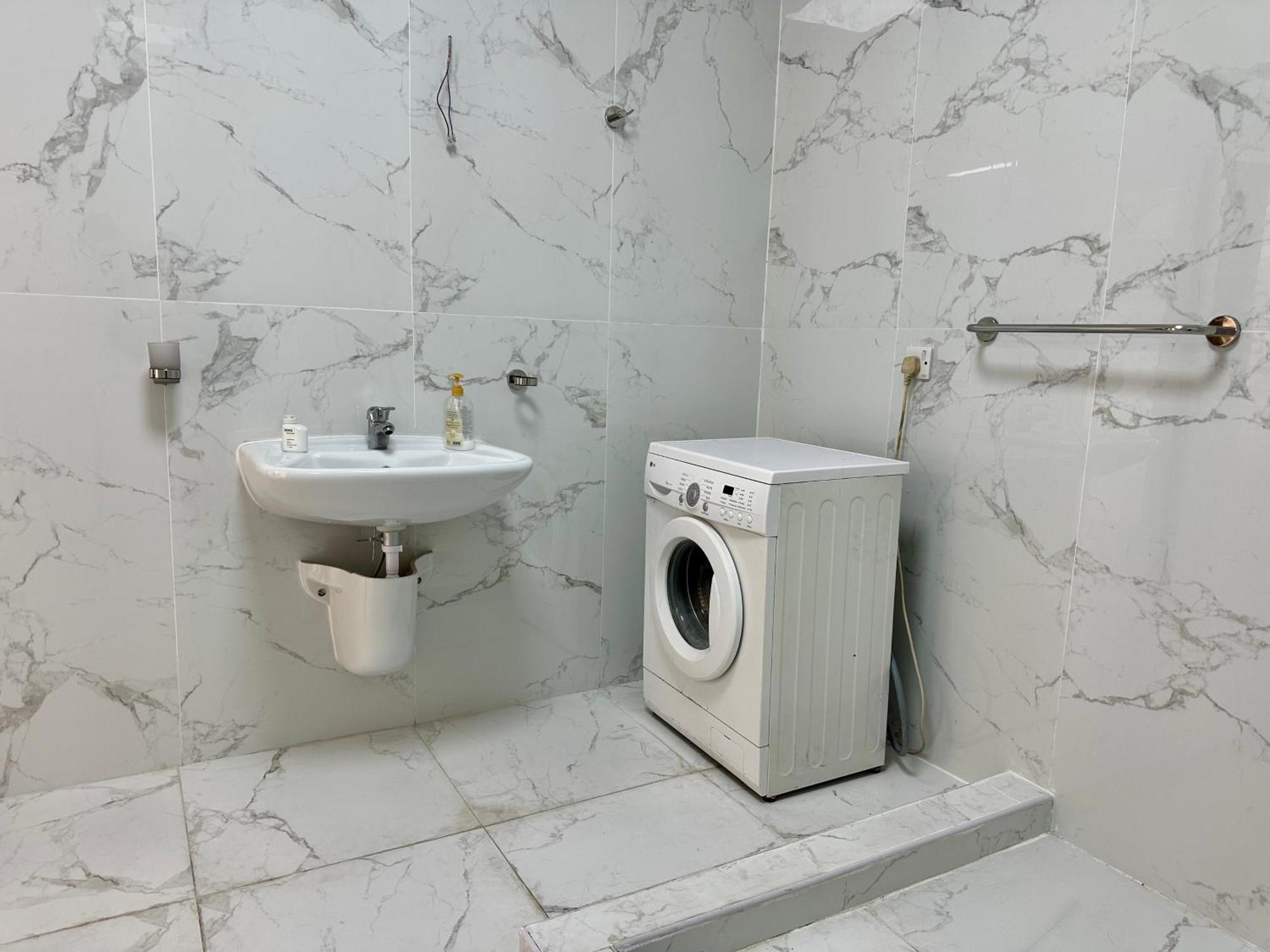 Pensionat Cozy Private In Jumeirah Near The