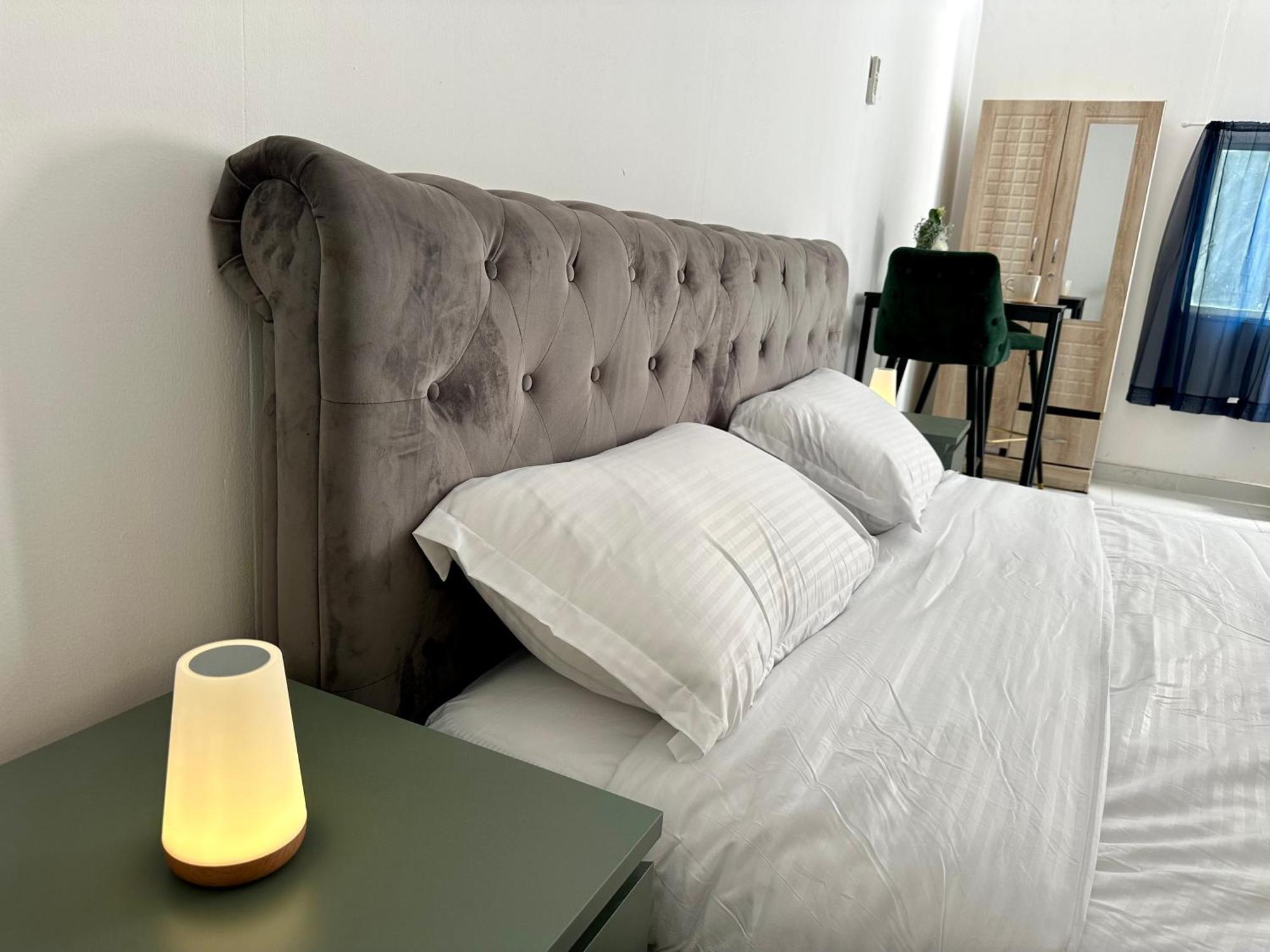 Cozy Private In Jumeirah Near The Maison d'hôtes