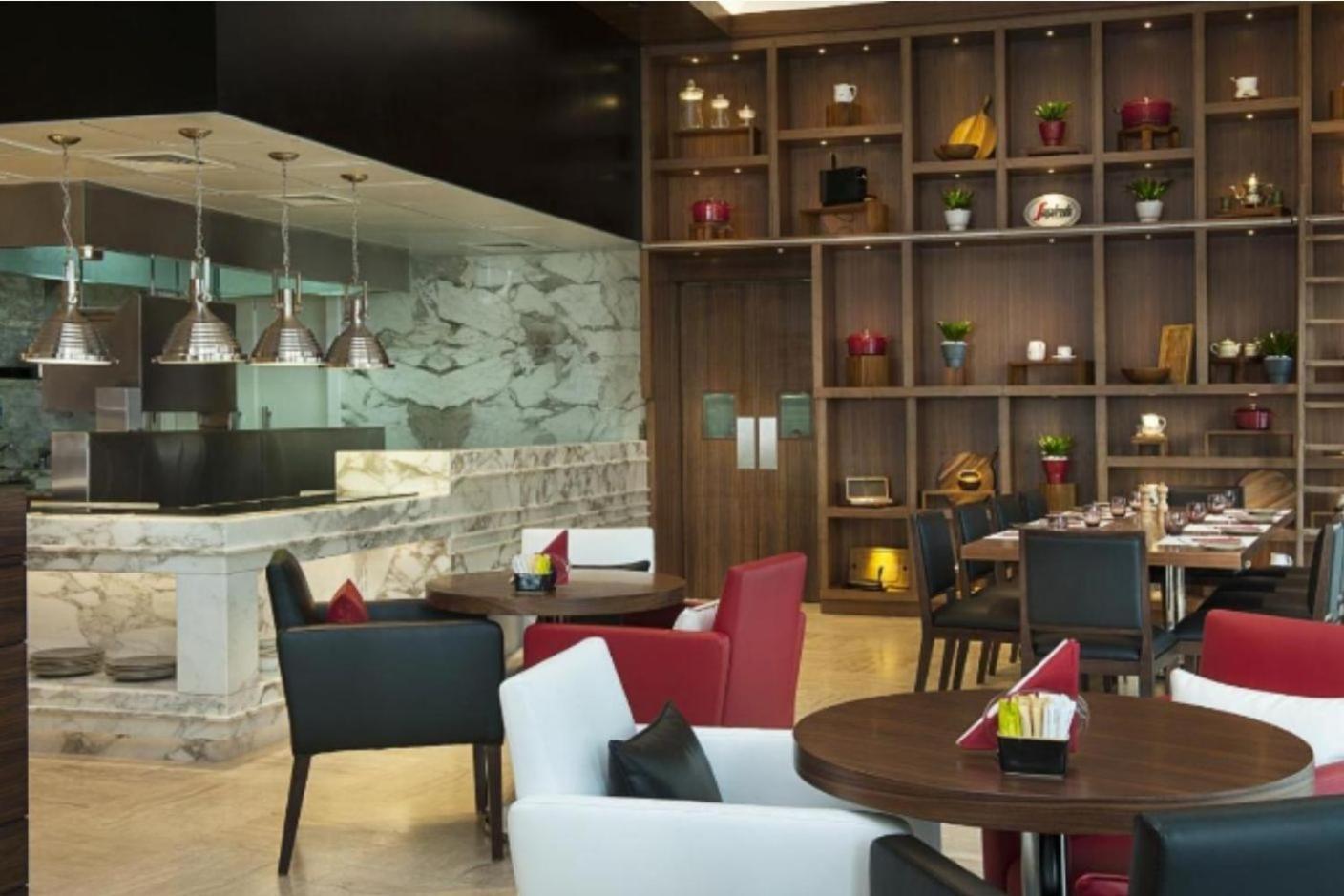 Vacay Lettings - Damac Maison Cour Jardin - Dubái