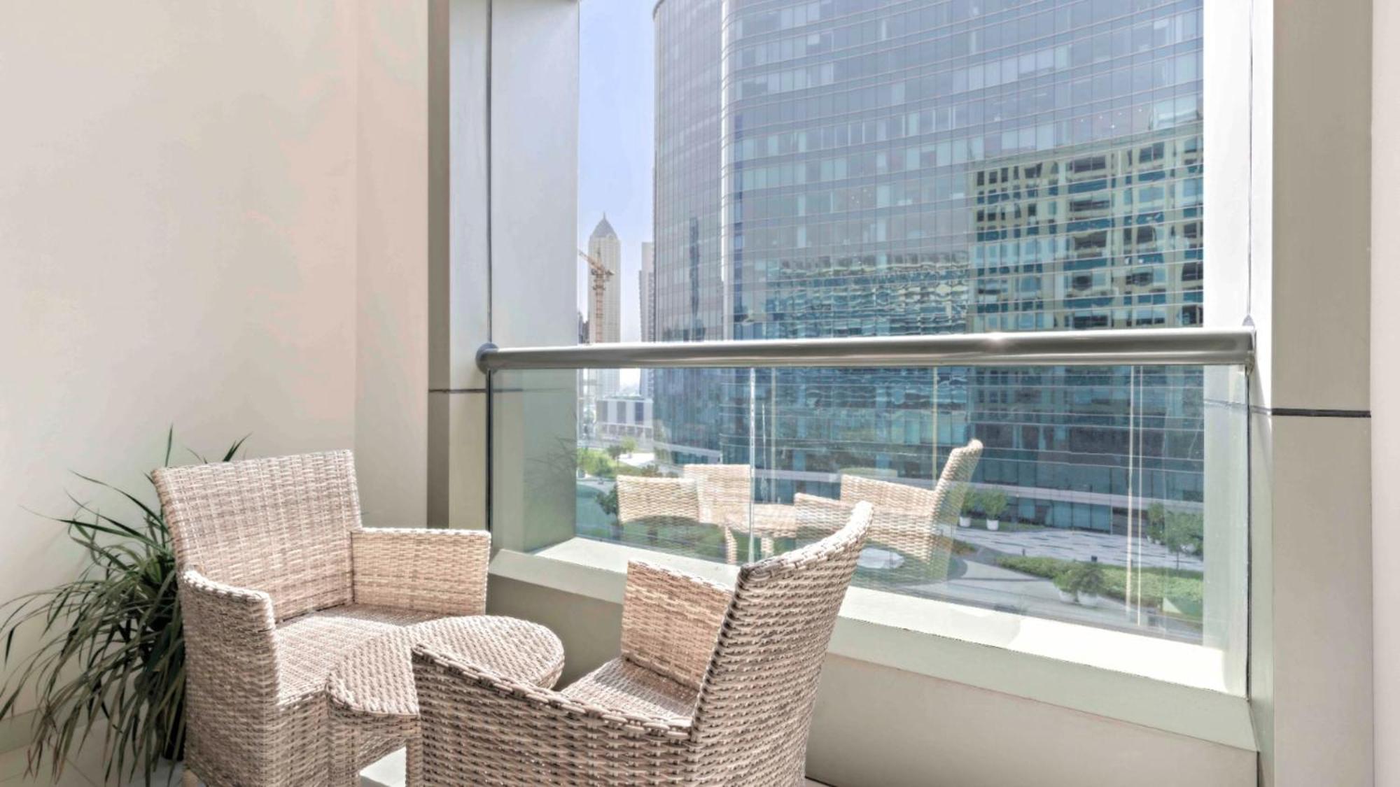 Vacay Lettings - Damac Maison Cour Jardin - Apartamento