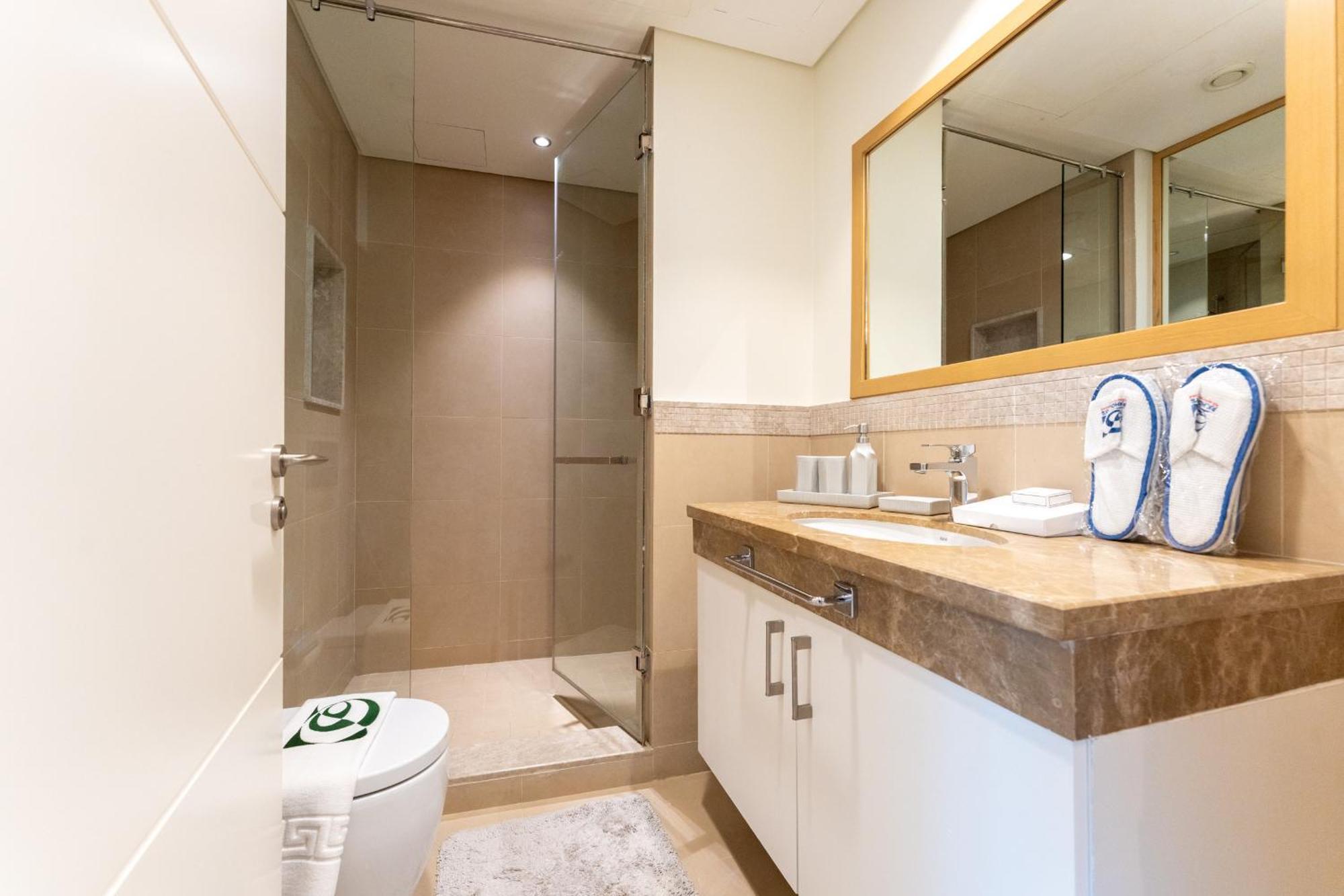 3 Bed With Full Burj Khalifa View In Burj Vista By Appartement