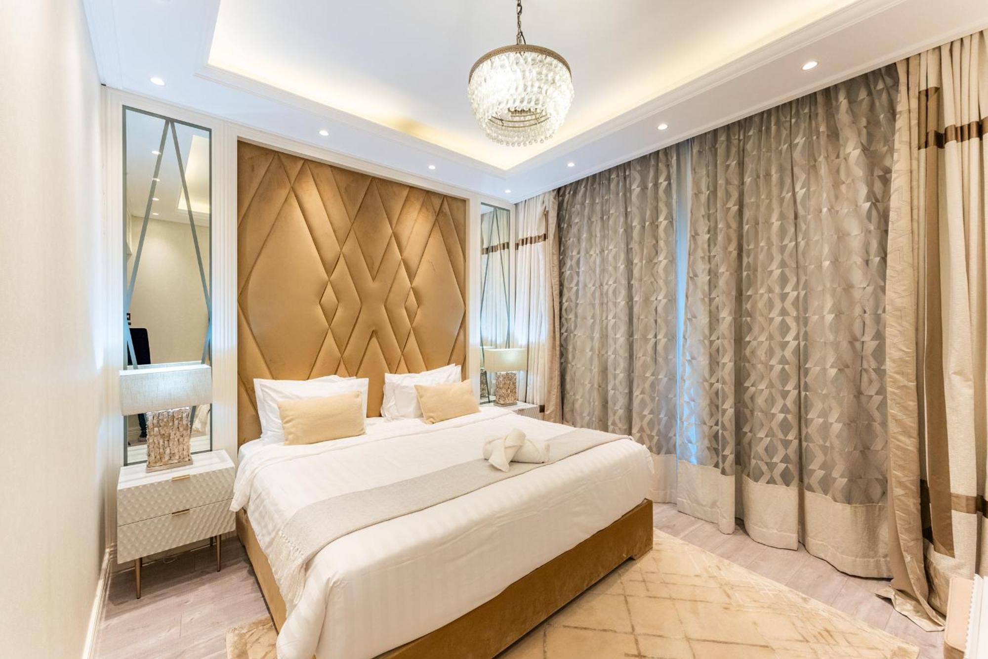 3 Bed With Full Burj Khalifa View In Burj Vista By Dubaï