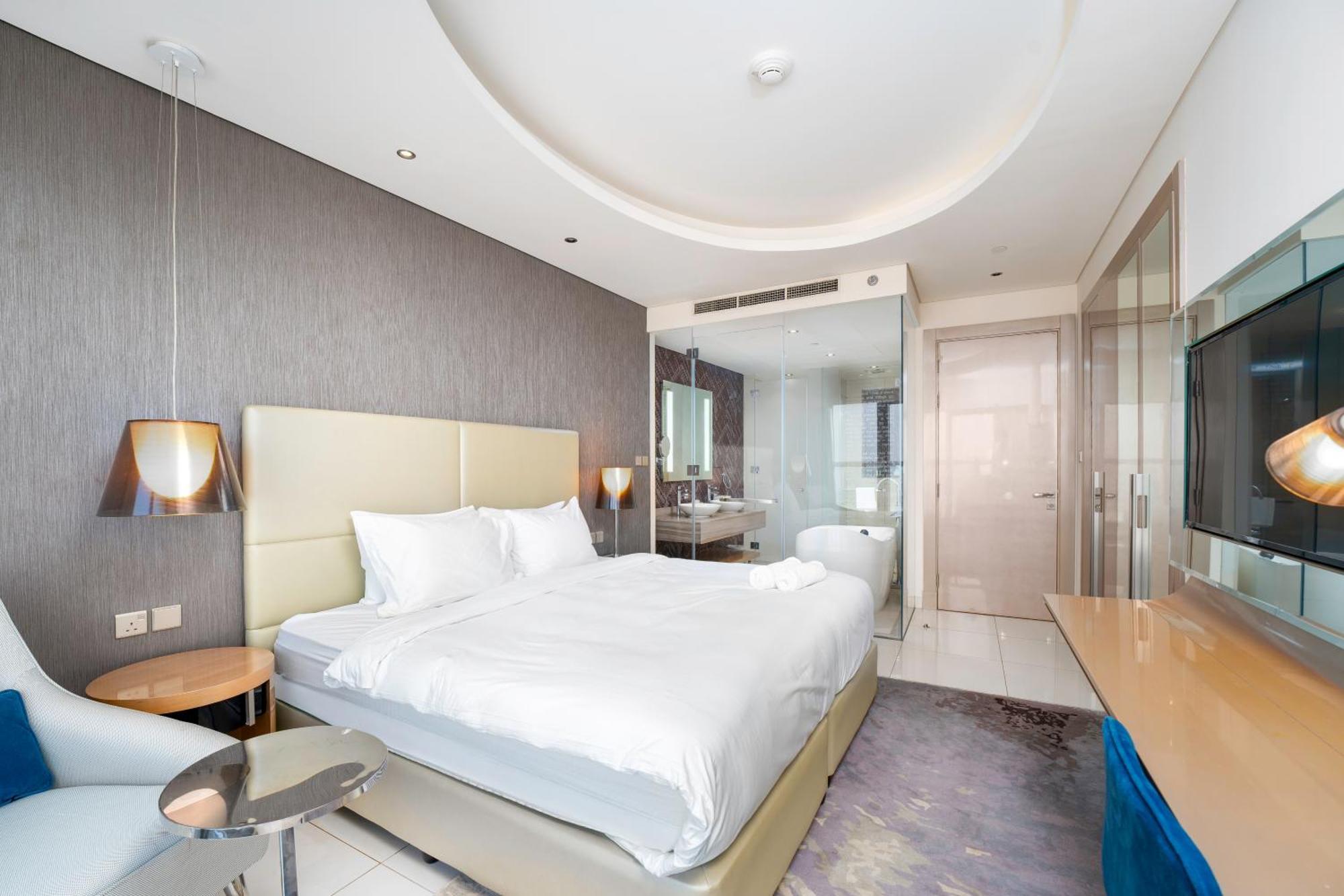 Luxe Living Redefined Spacious 3br Haven In Damac Towers By Paramount, Stunning Views, Elite Amenities Dubaï