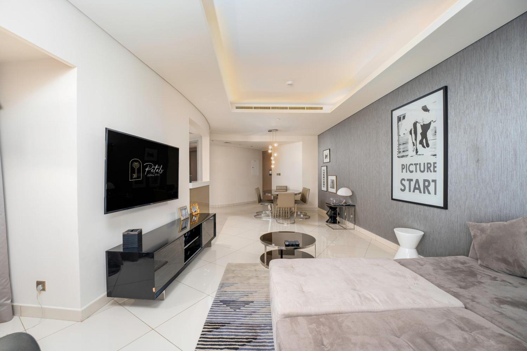 Luxe Living Redefined Spacious 3br Haven In Damac Towers By Paramount, Stunning Views, Elite Amenities Appartement