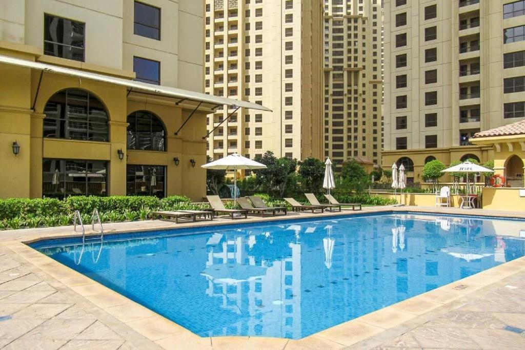 Sadaf 8 Jbr Luxury Master Bedroom Near Tram Affittacamere *