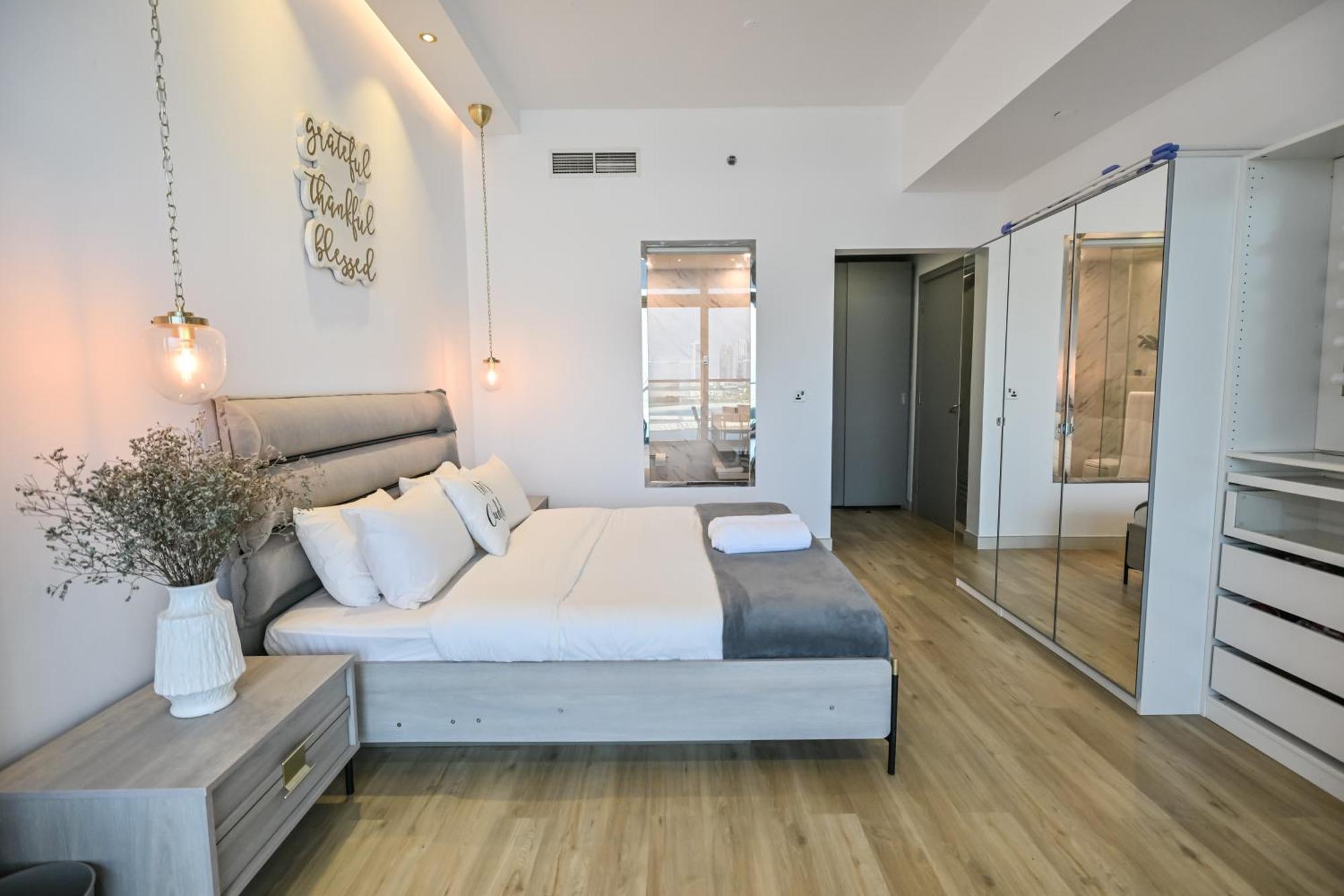 Azure Residences A Beachfront Getaway On Palm Jumeirah Apartamento *