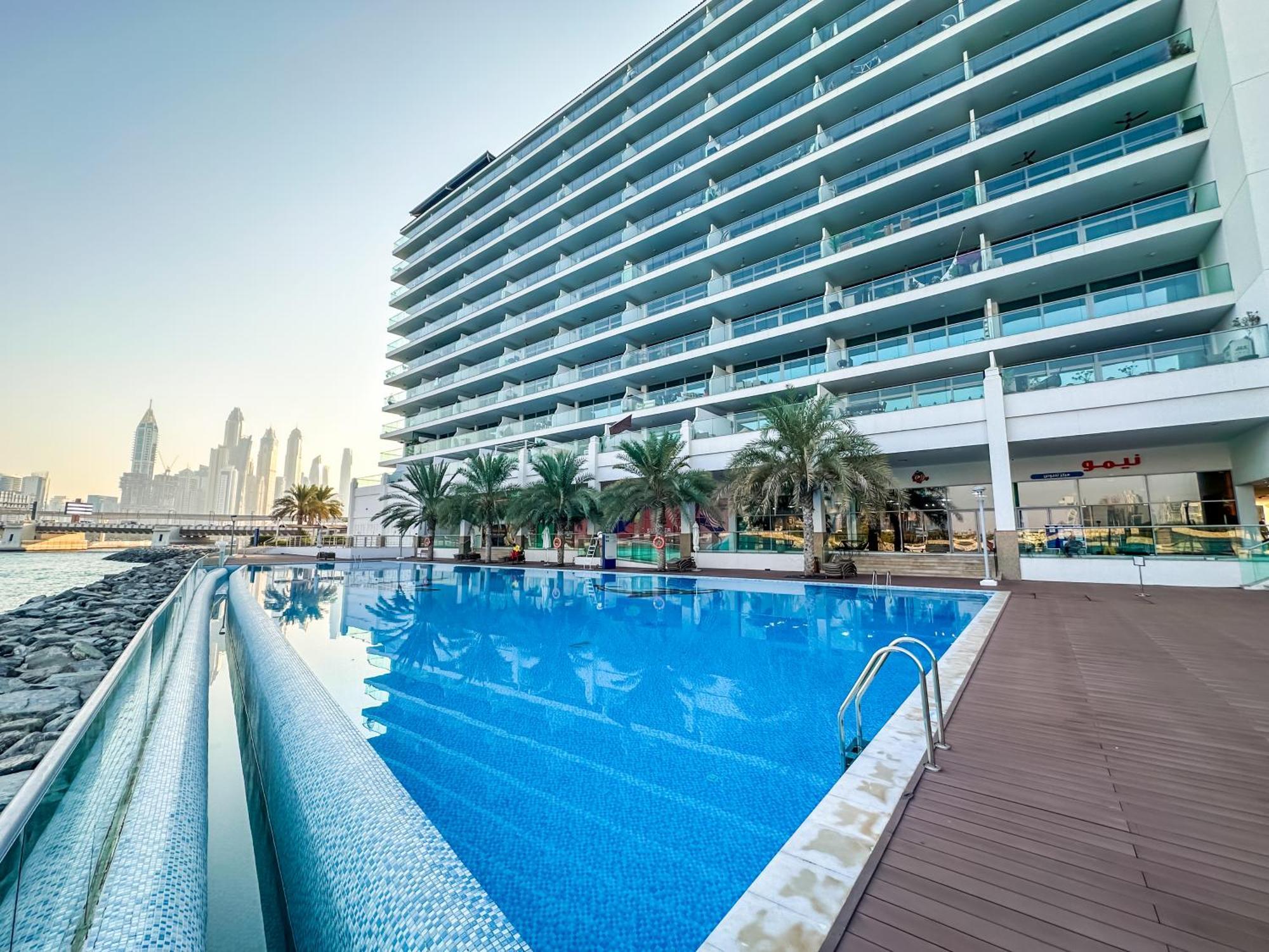 Azure Residences A Beachfront Getaway On Palm Jumeirah Apartamento