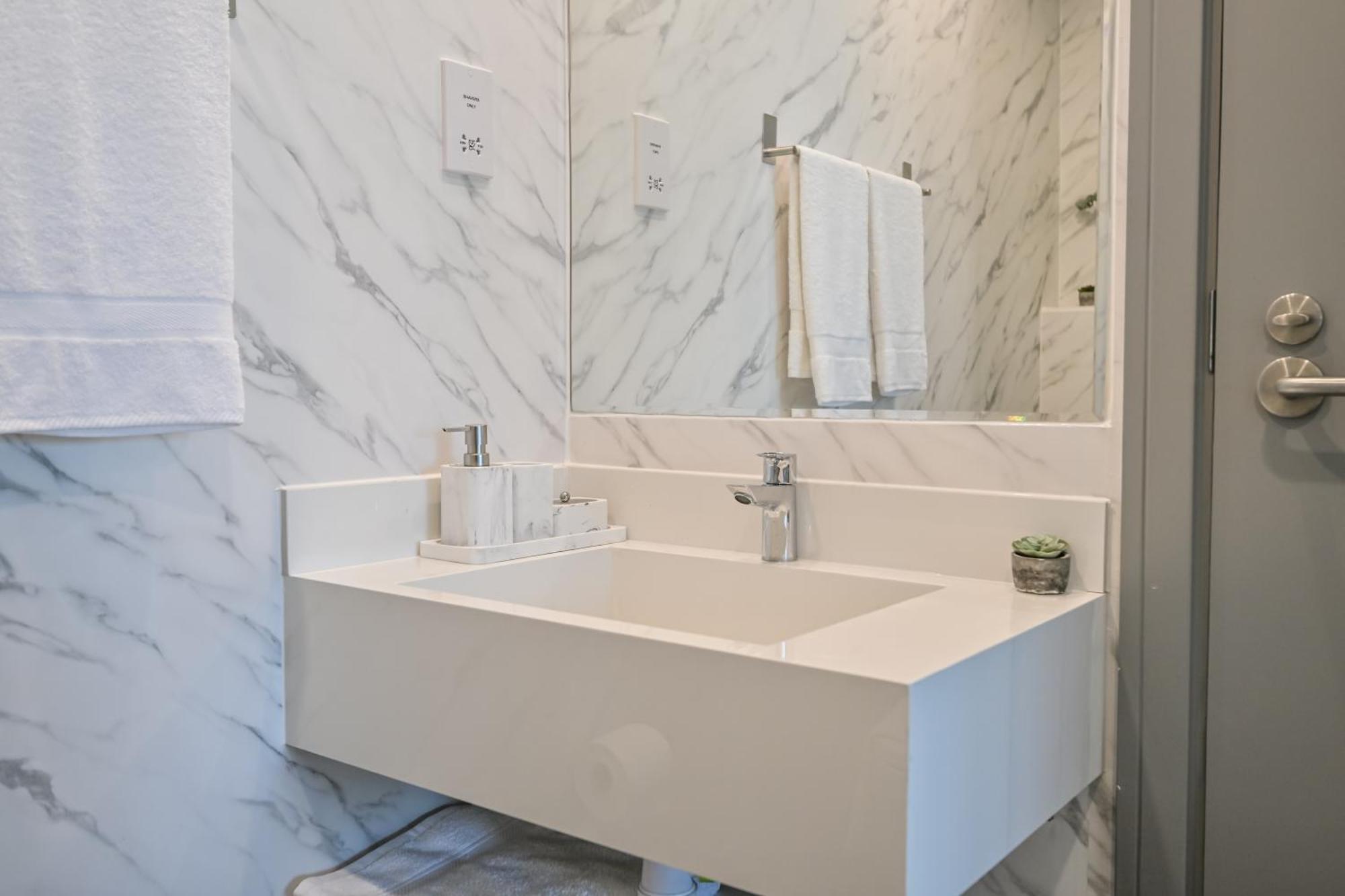 Azure Residences A Beachfront Getaway On Palm Jumeirah Apartamento *