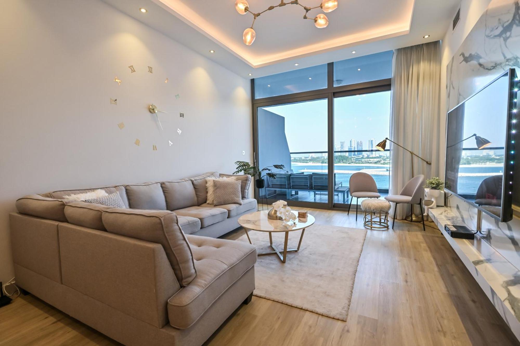 Azure Residences A Beachfront Getaway On Palm Jumeirah *