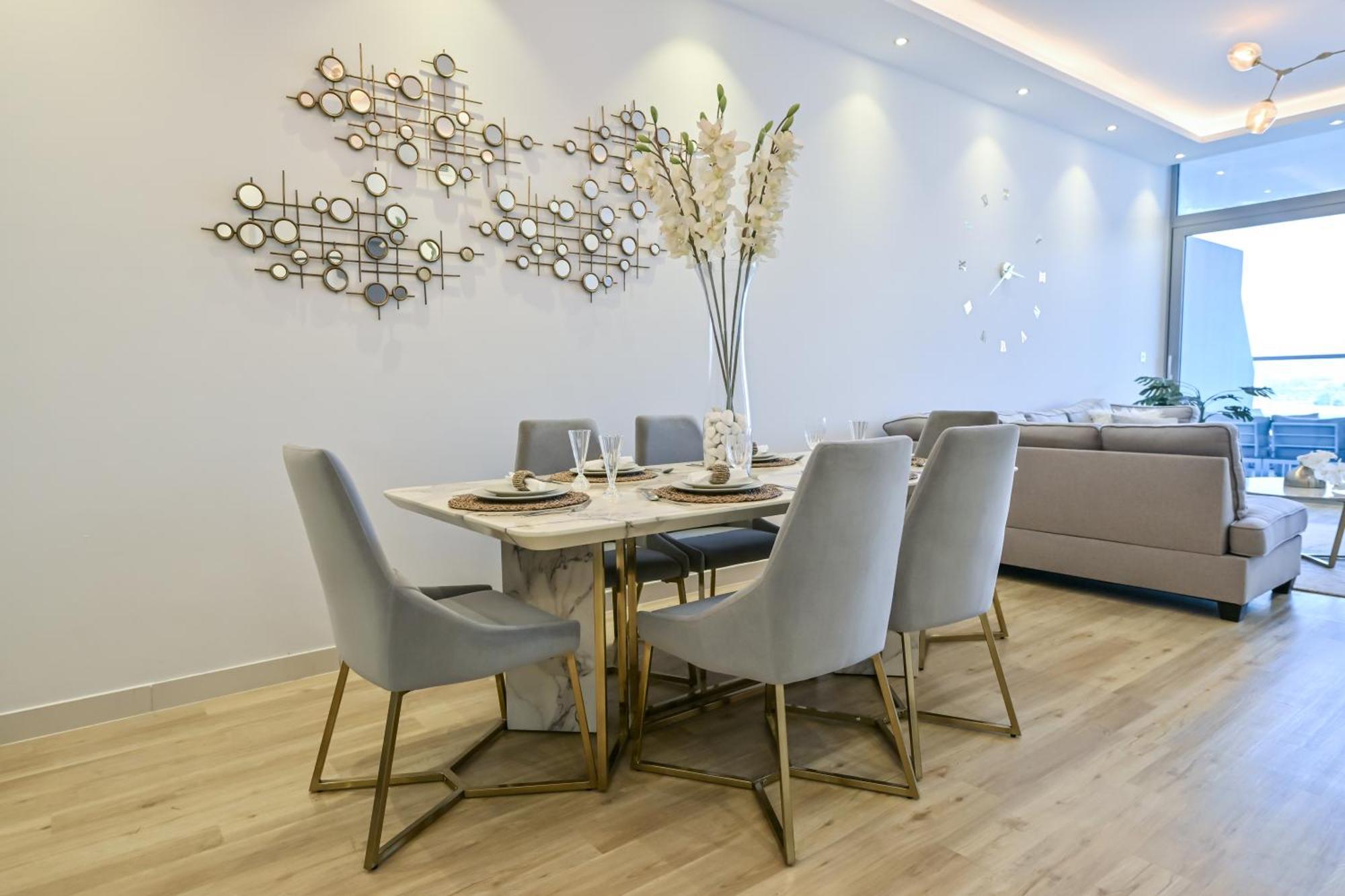 Azure Residences A Beachfront Getaway On Palm Jumeirah Apartamento