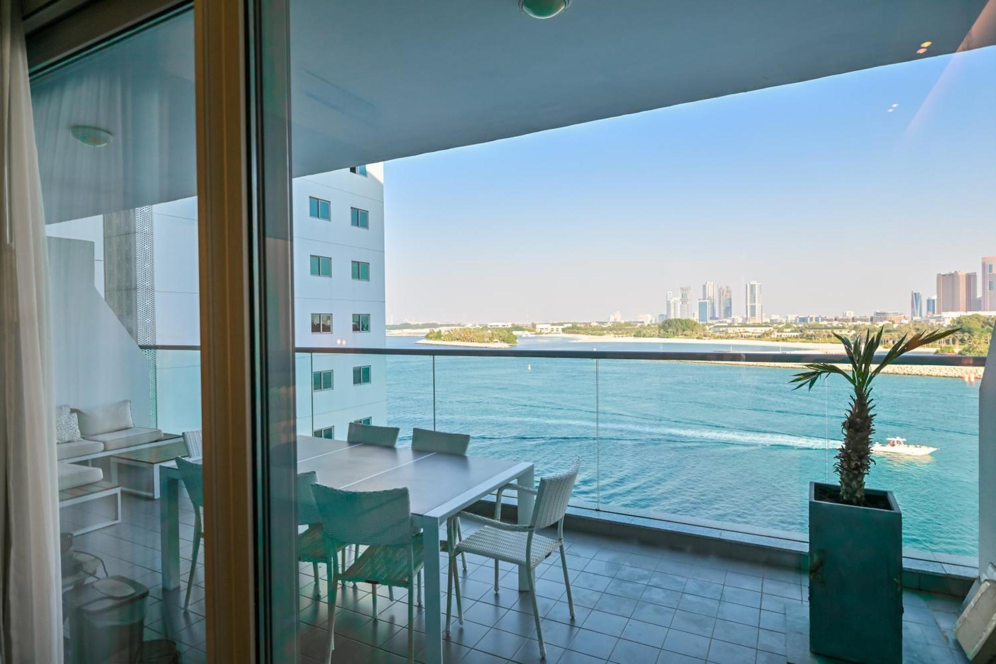 Apartamento Azure Residences A Beachfront Getaway On Palm Jumeirah