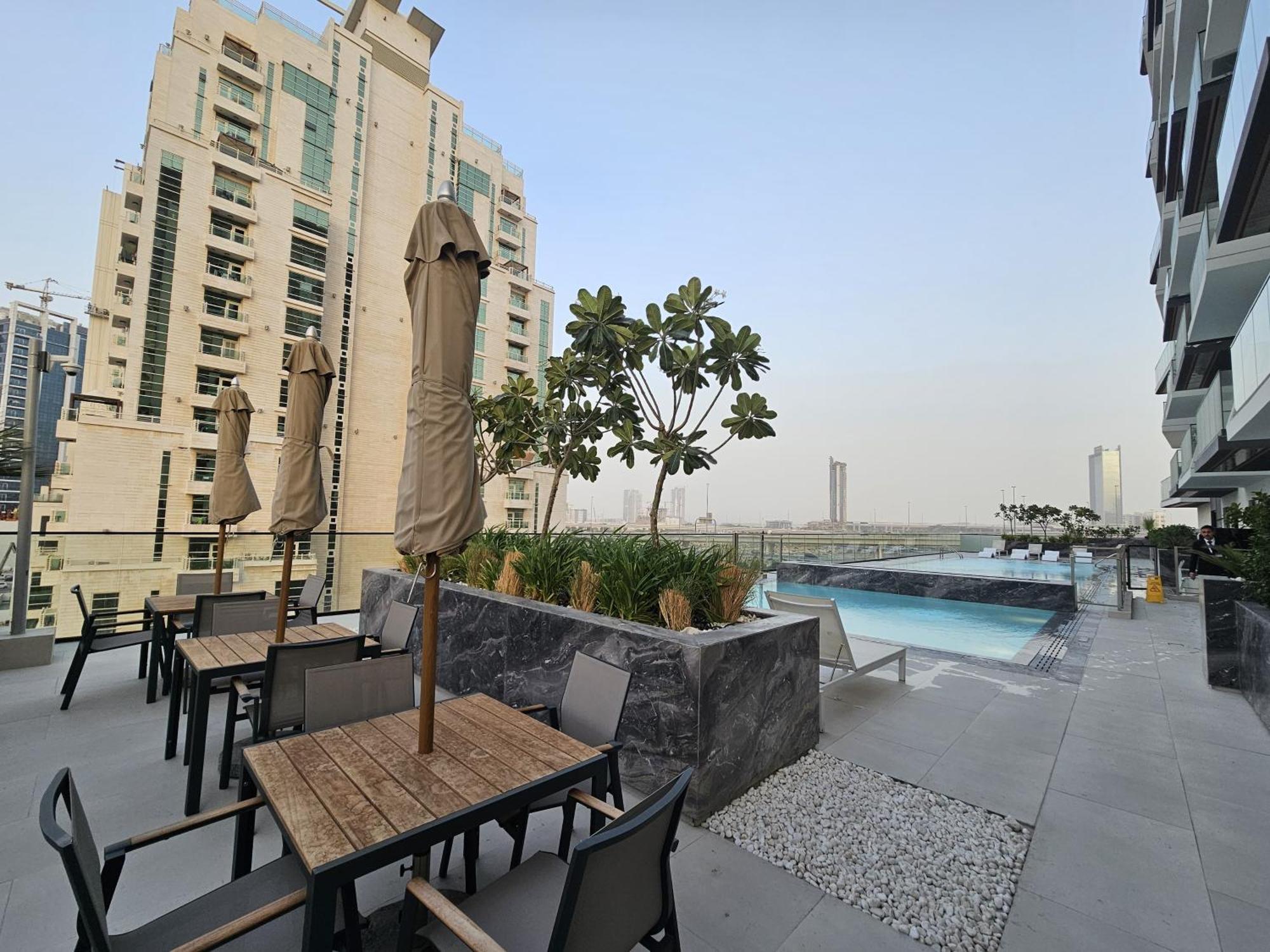 Luxurious Comfort In Jvc * Dubaï