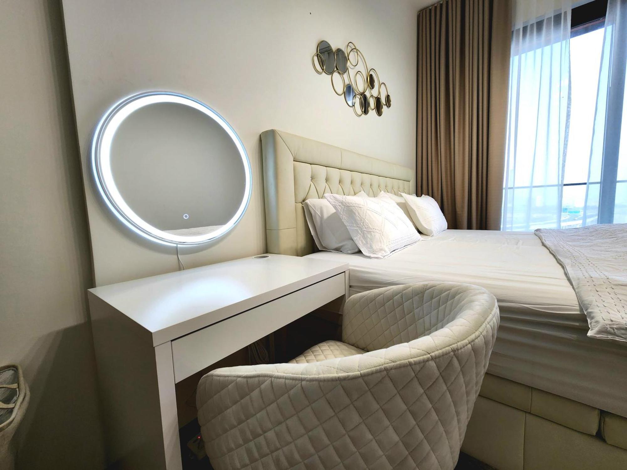 Luxurious Comfort In Jvc Hébergement de vacances Dubaï