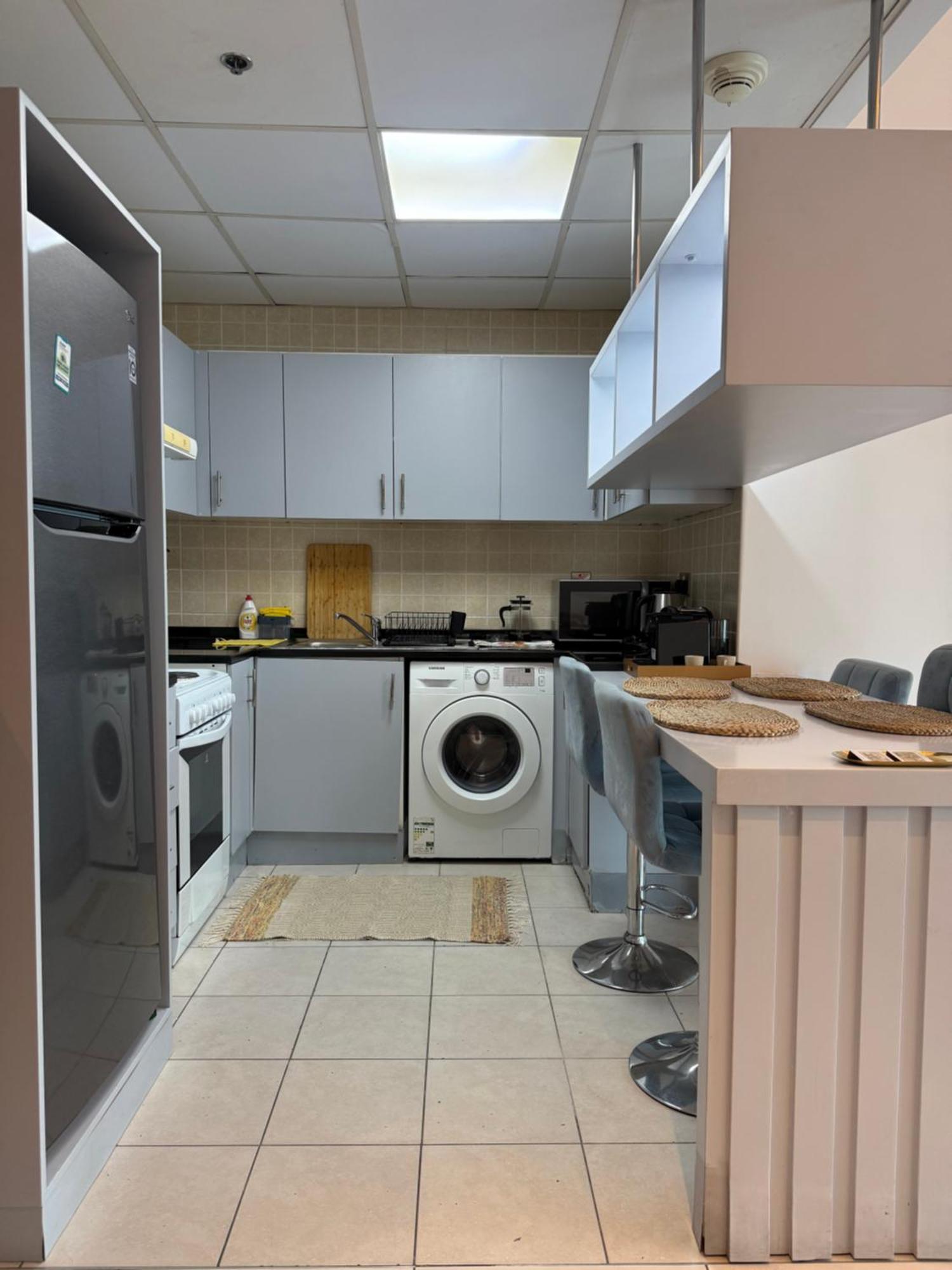 Stunning Marina-view 1 Bed