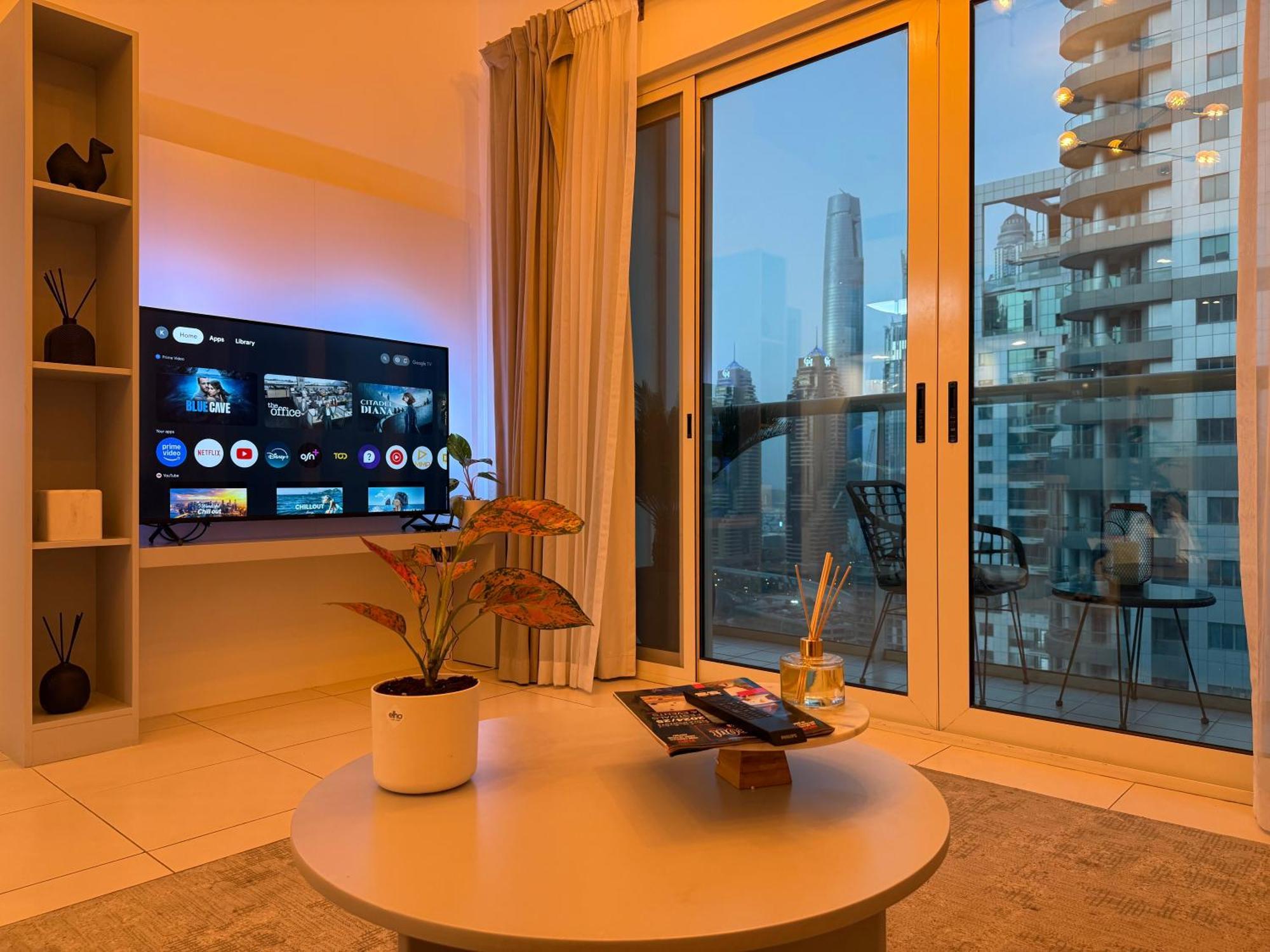 Stunning Marina-view 1 Bed Appartement *