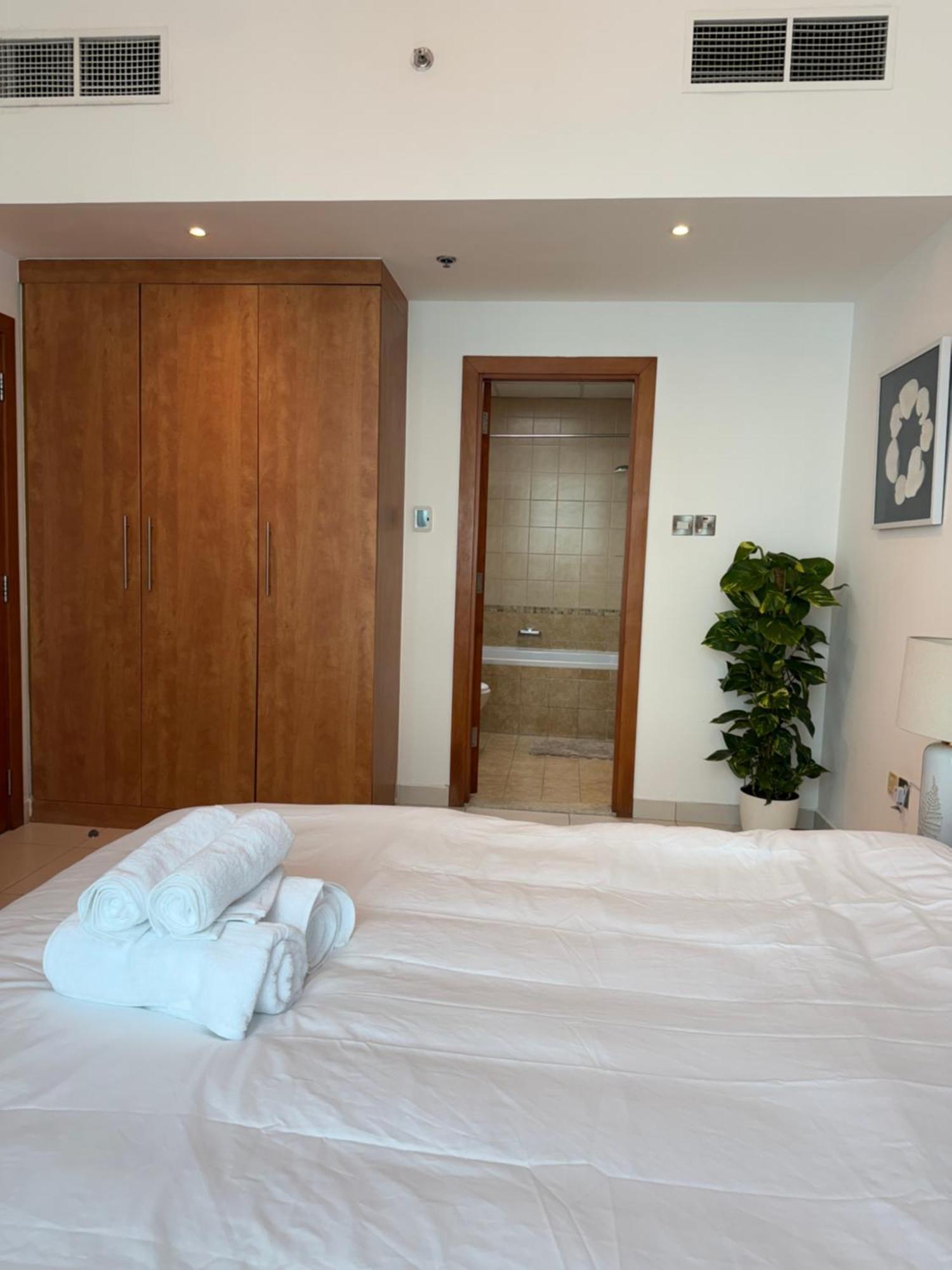 Appartement Stunning Marina-view 1 Bed