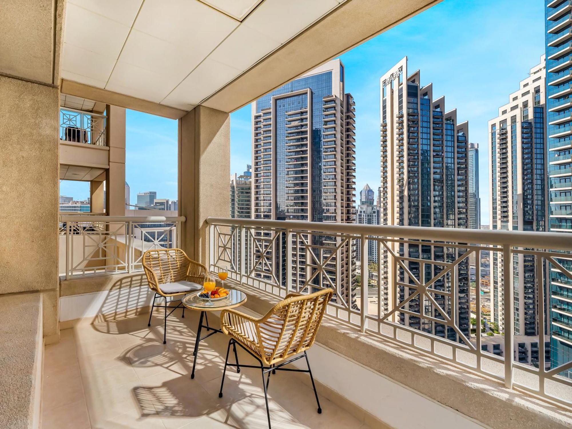 Royal Vista At 29 Boulevard - & Burj Khalifa Views - Brand New Luxury 3br * Dubai