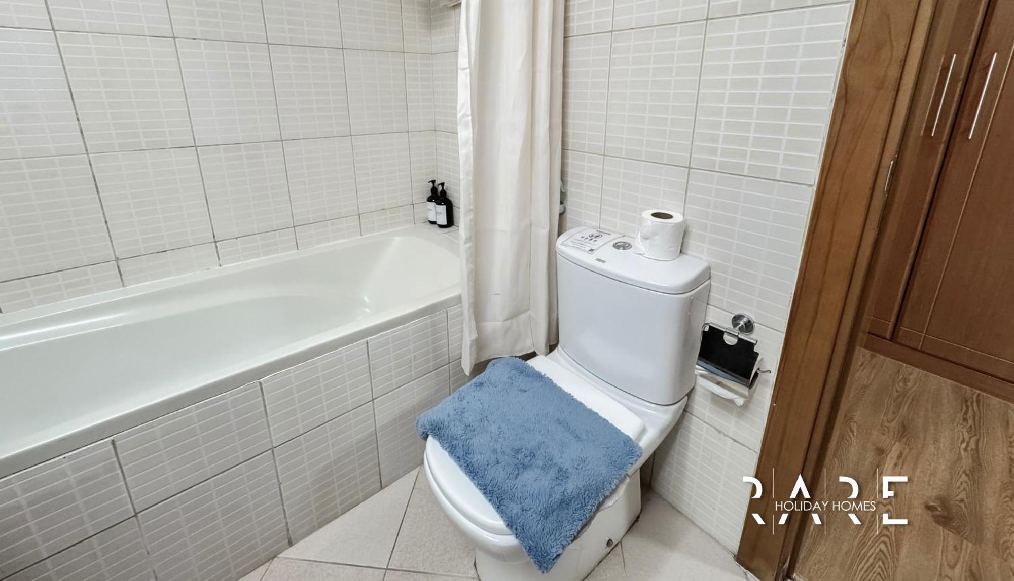 Rare Homes - View - The Vista Tower A - Production - R1503 Appartement