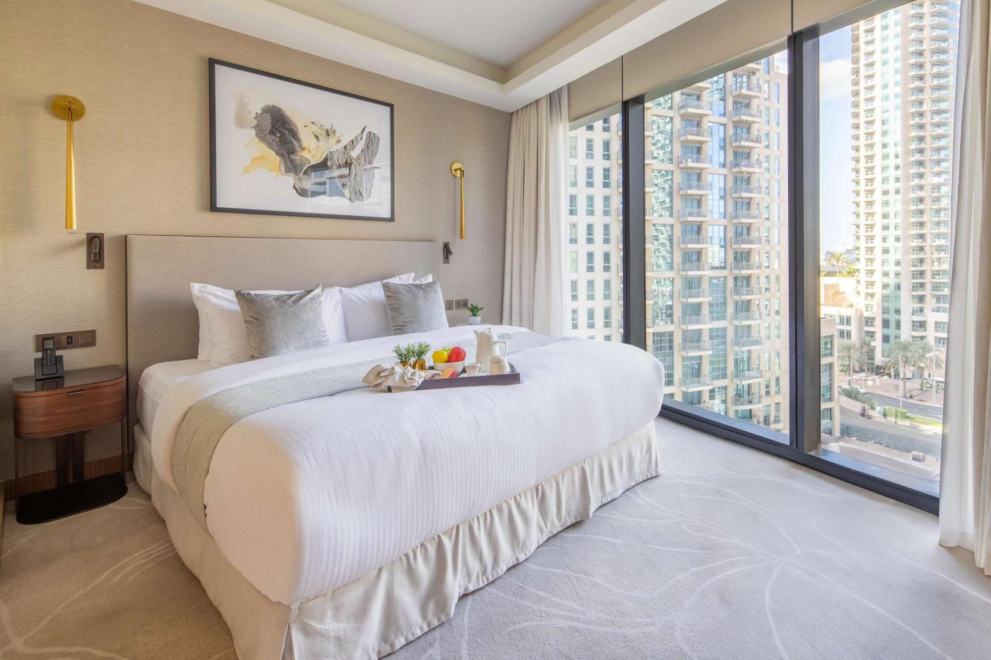 Frank Porter - Address Opera Apartemen Dubai