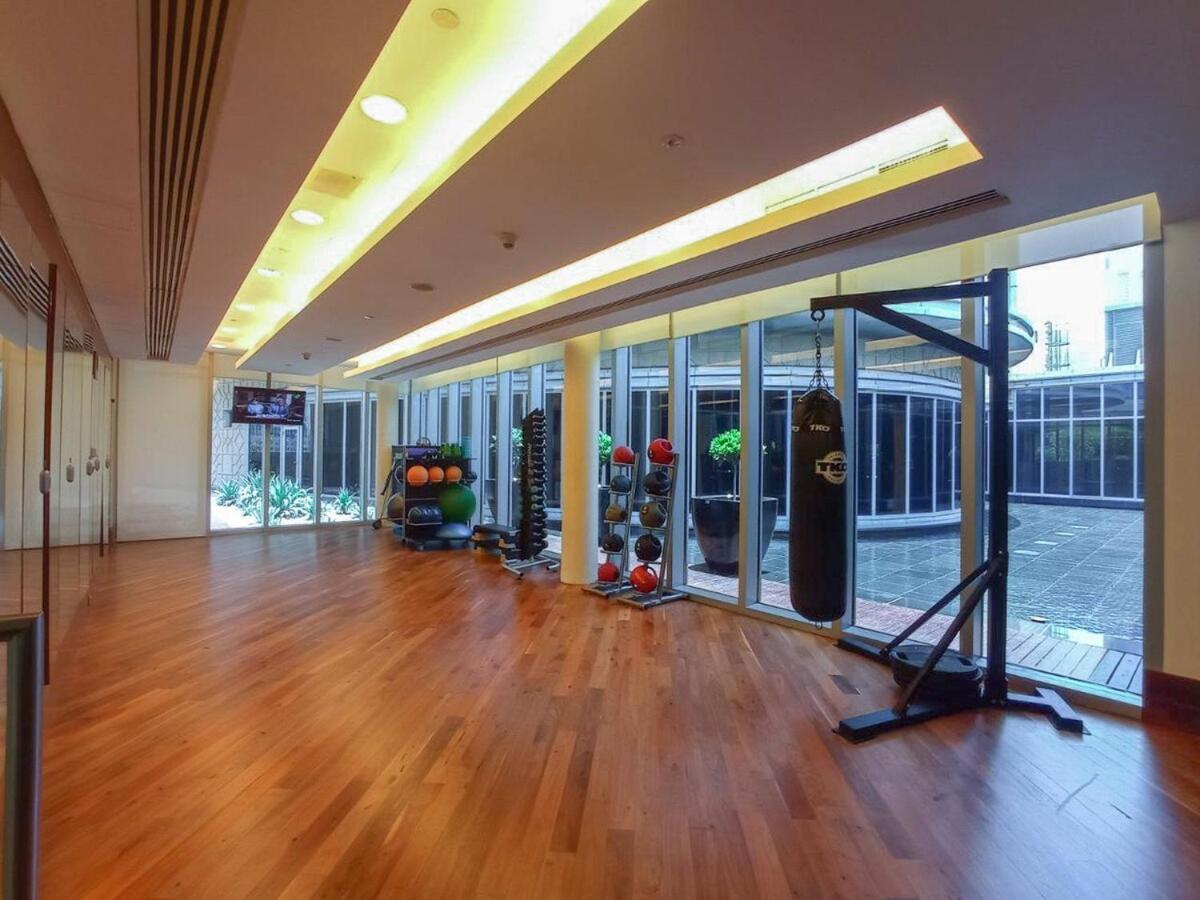 Apartamento Elegant Studio Perfect For 2 At The Address Mall Dubái