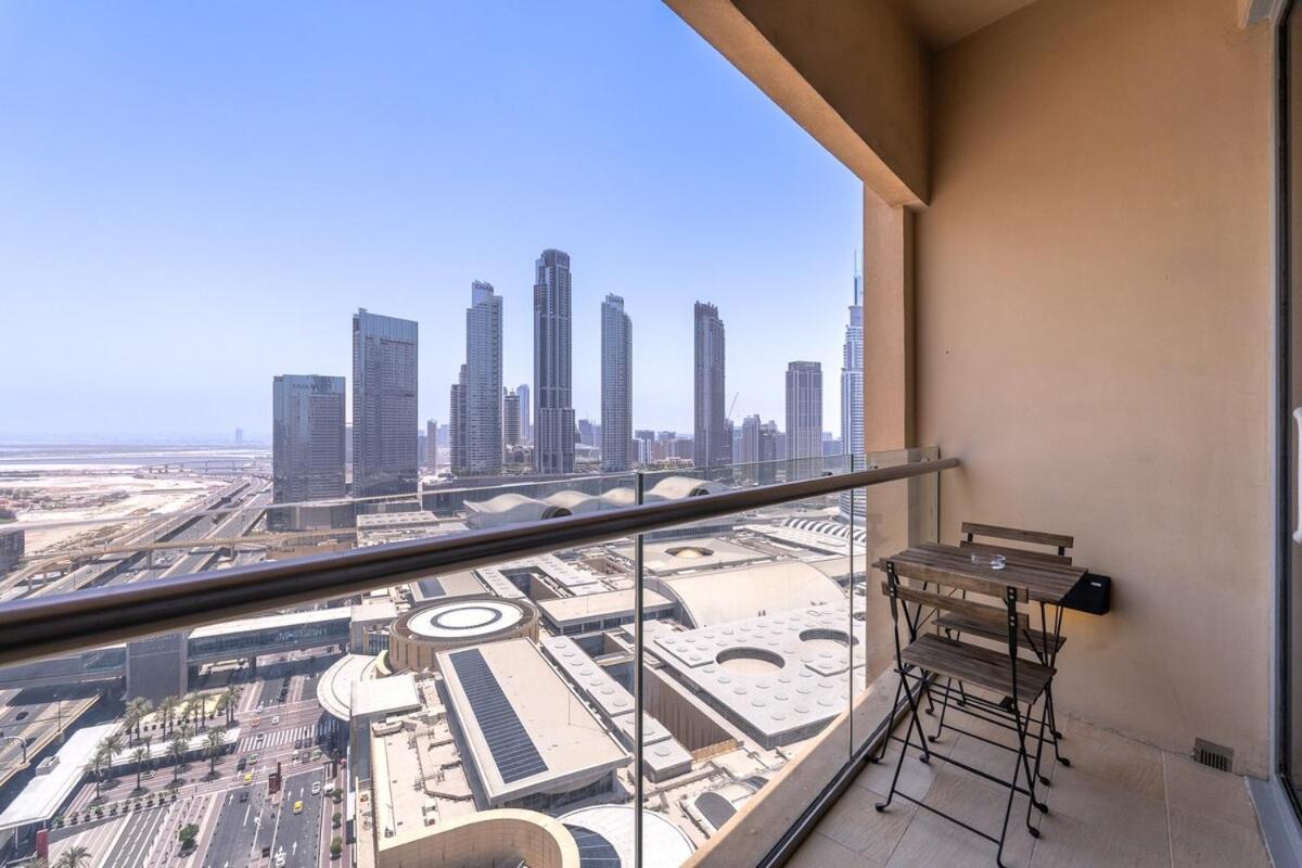 Elegant Studio Perfect For 2 At The Address Mall