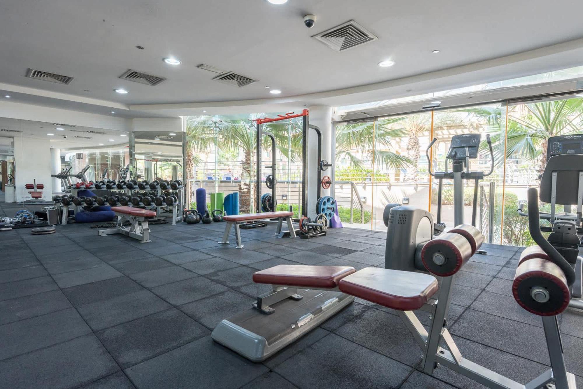 Spacious At Imperial In Jvt That Sleeps 4 * Dubaï