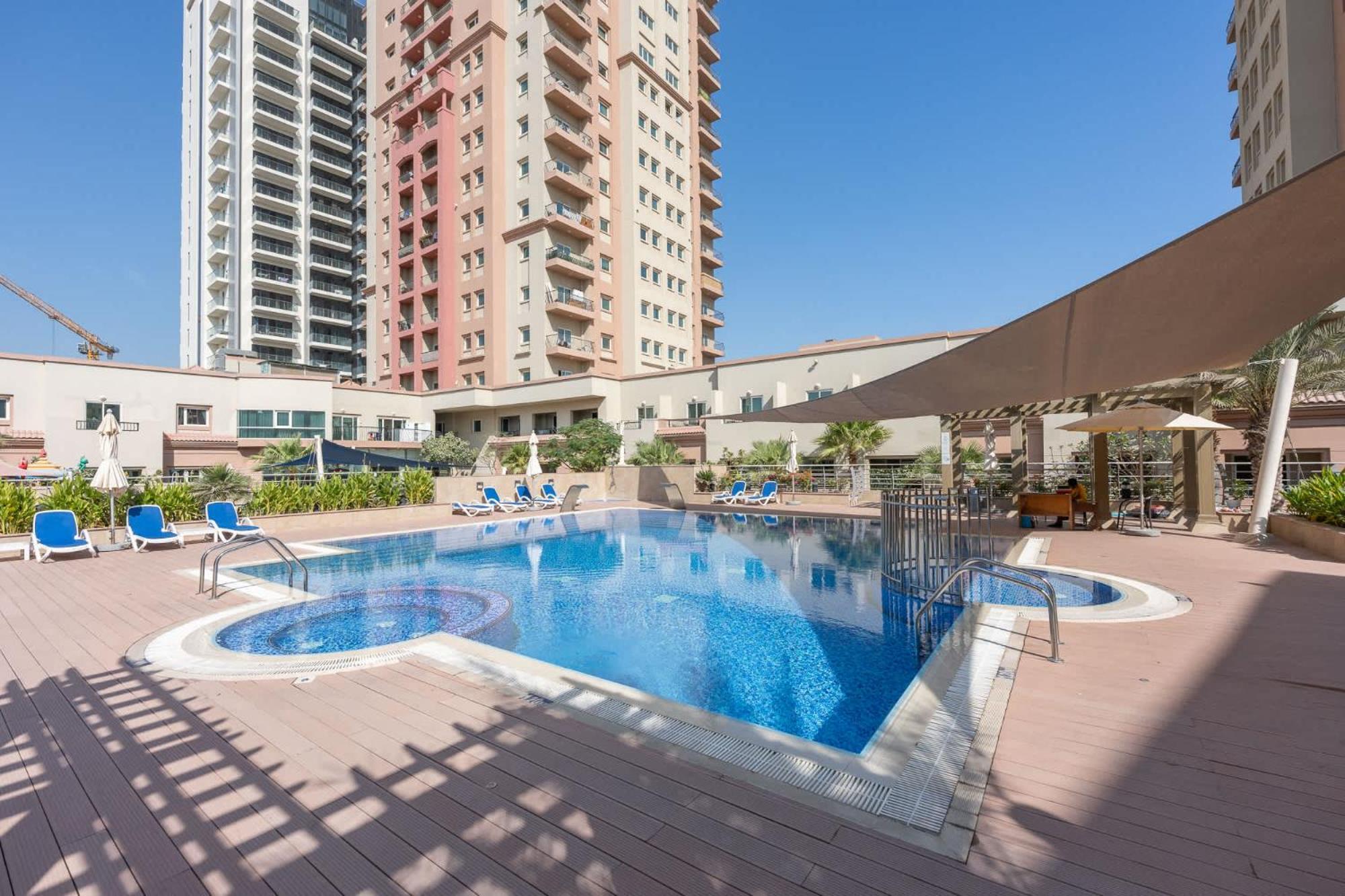 Appartement Spacious At Imperial In Jvt That Sleeps 4
